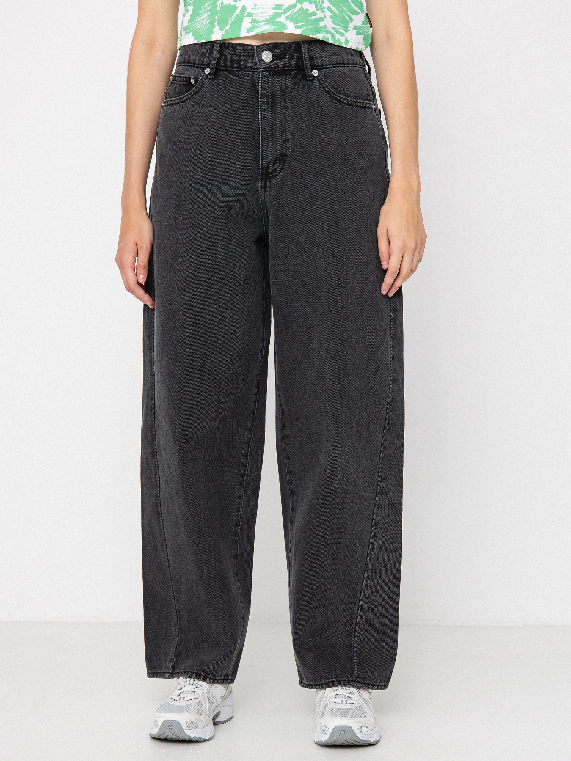 Spodnie OBEY Leah III Baggy Denim Wmn (black ash)
