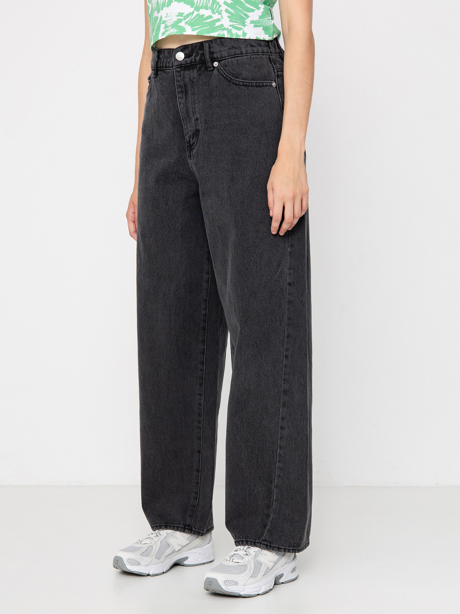 Spodnie OBEY Leah III Baggy Denim Wmn (black ash)