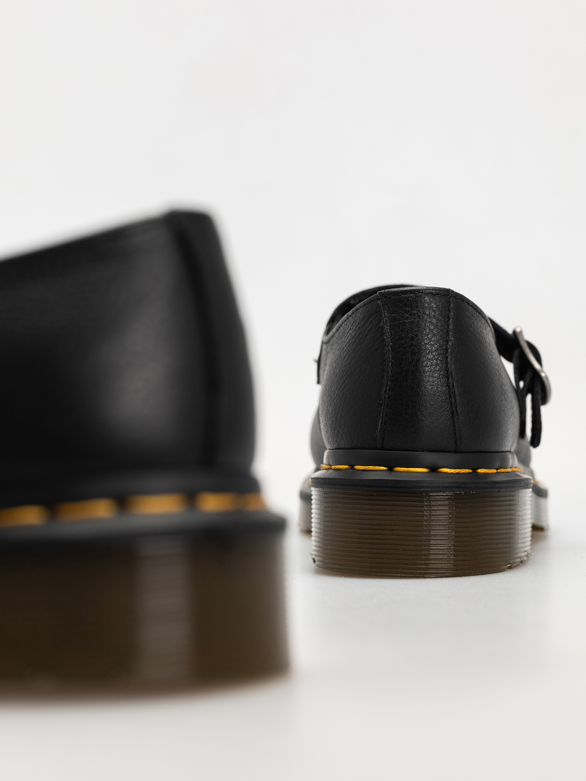 Buty Dr. Martens Elphie Mary Jane Wmn (black virginia)