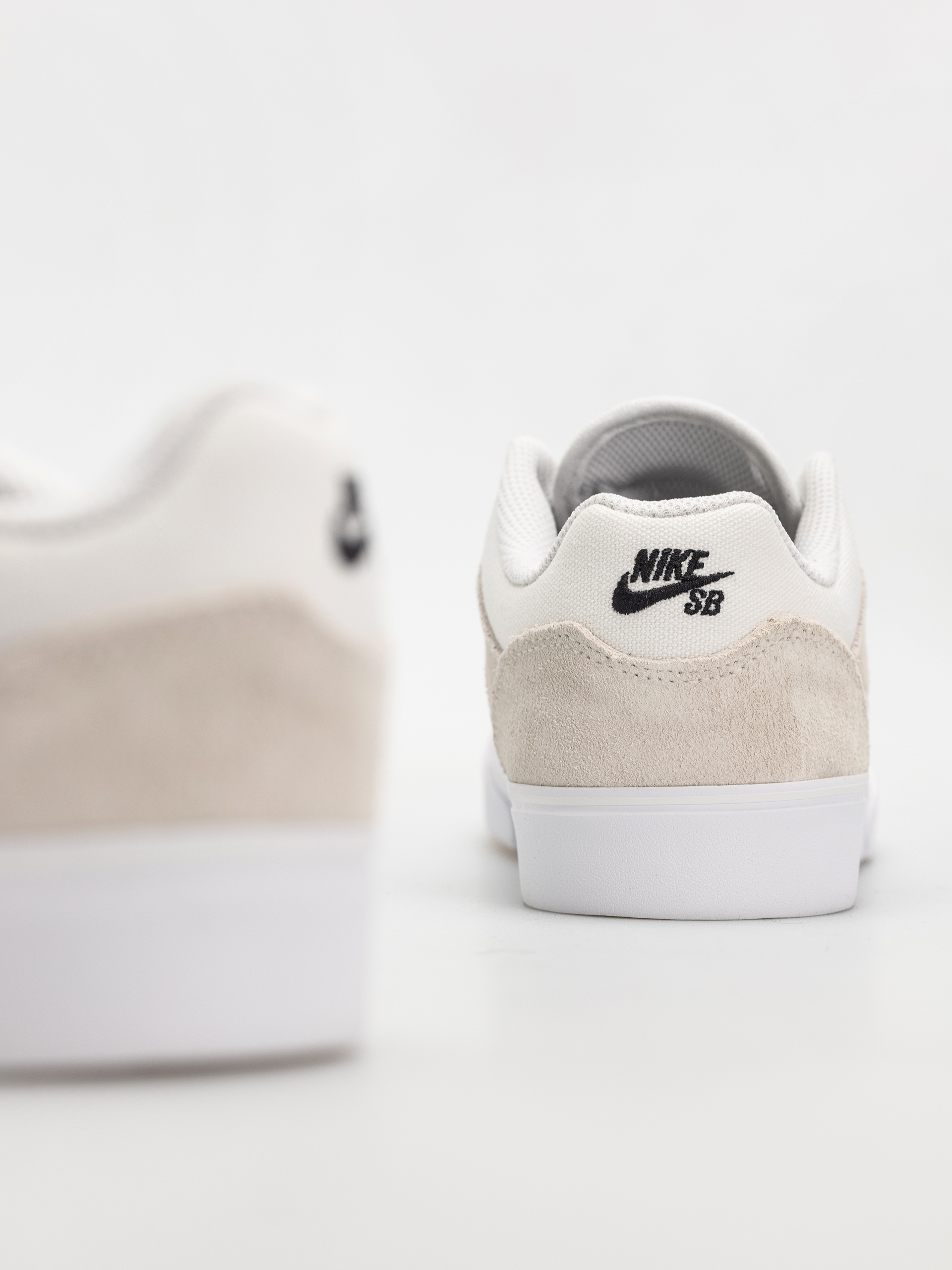 Buty Nike SB Malor JR (white/black summit white gum light brown)