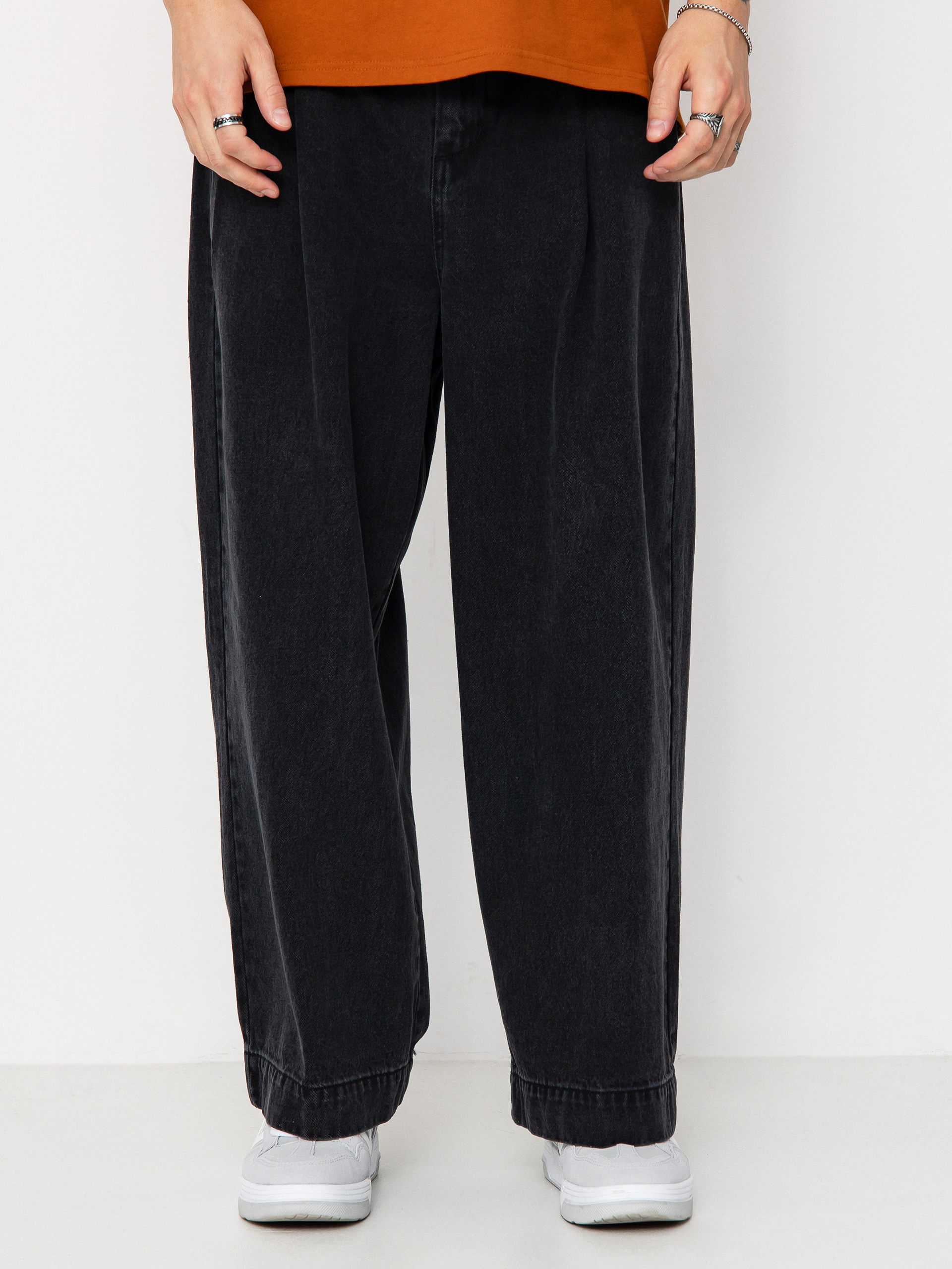 Spodnie OBEY Oliver Denim Pleated (faded black)