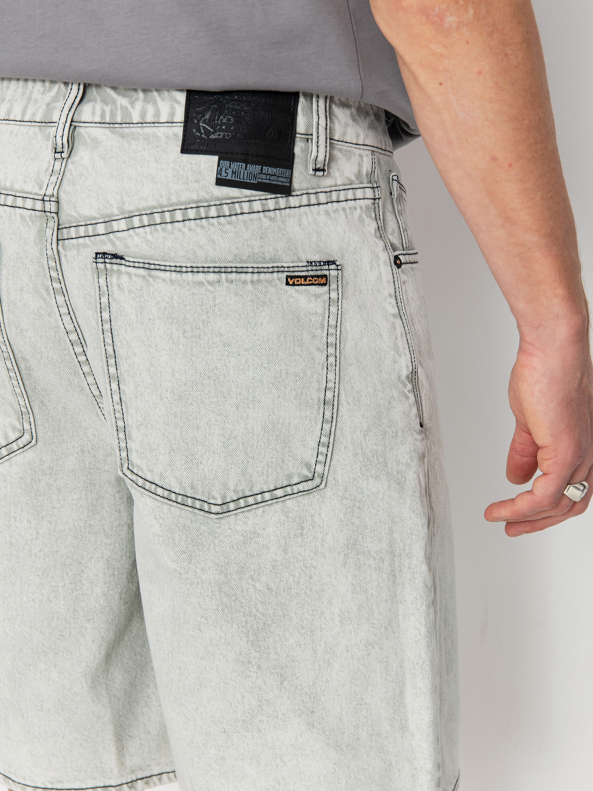 Szorty Volcom Billow (bone)