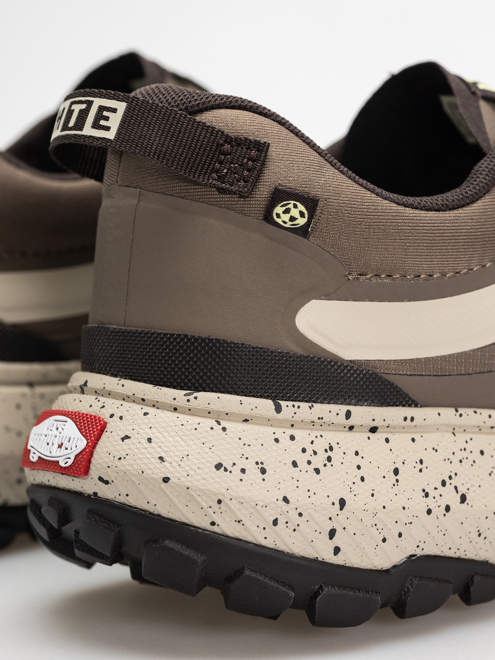 Buty Vans Mte Crosspath (brown/black)