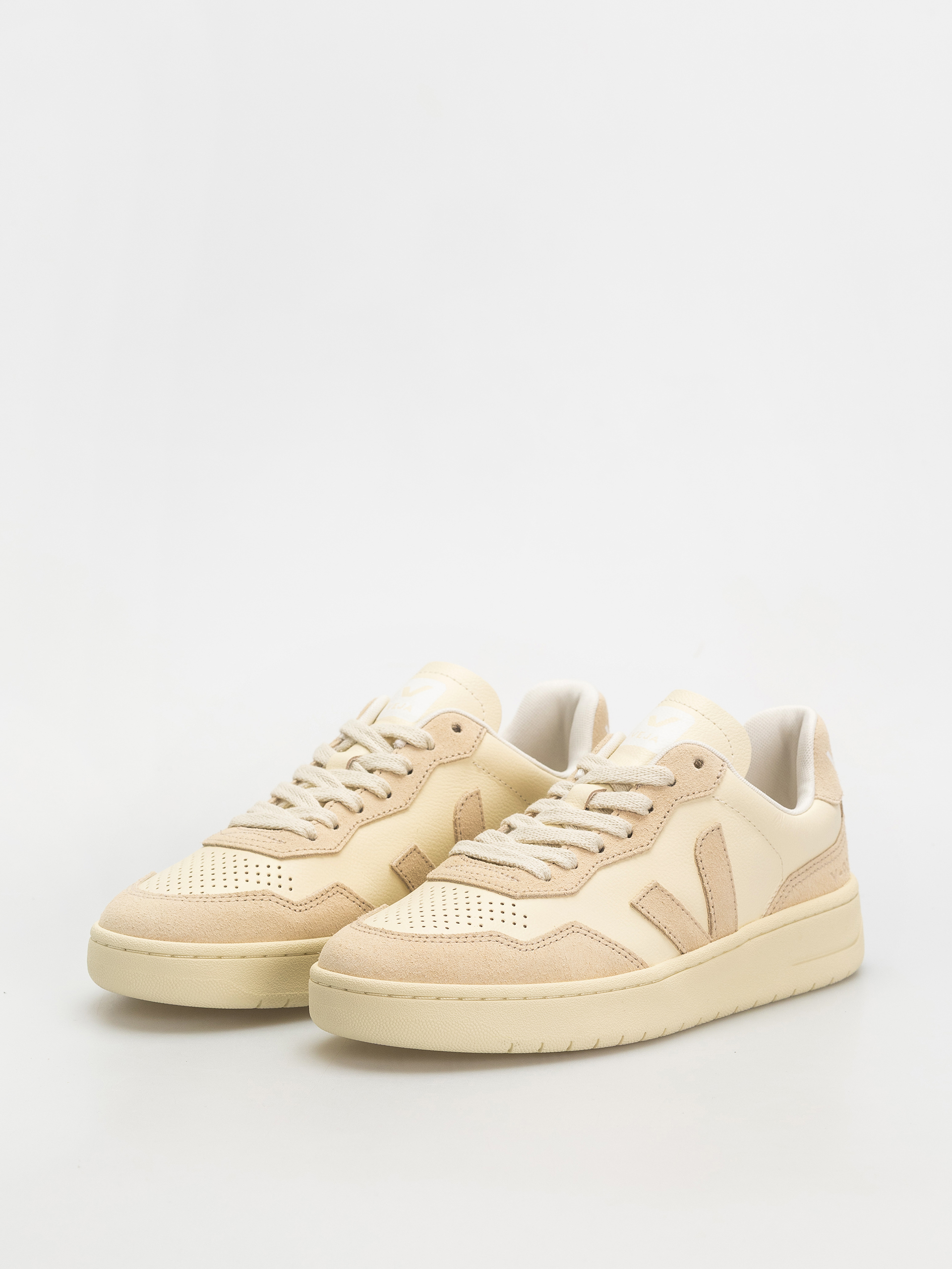 Buty Veja V-90 Wmn (cashew oat)