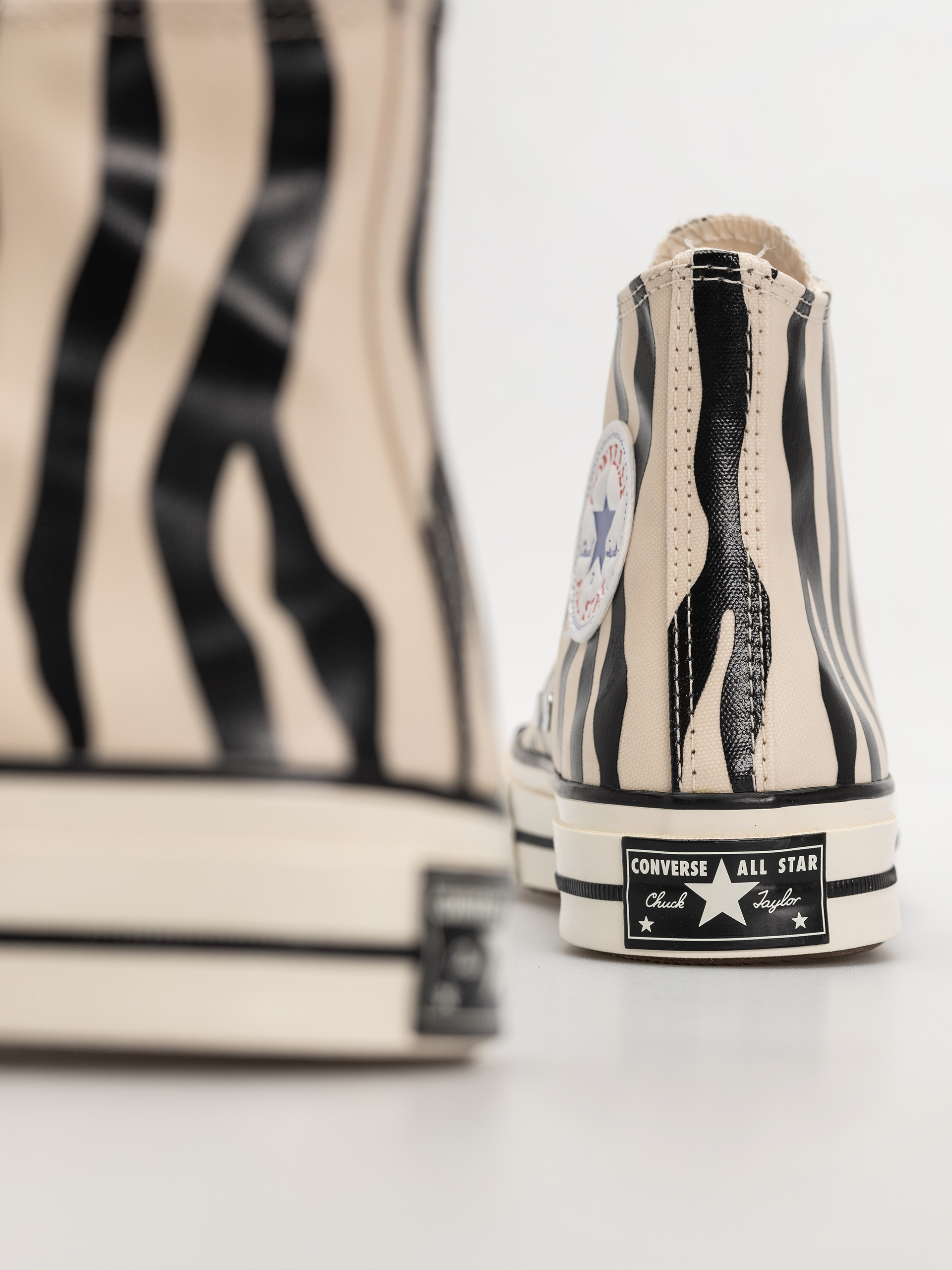 Trampki Converse Chuck 70 Hi (light dune/black/egret)