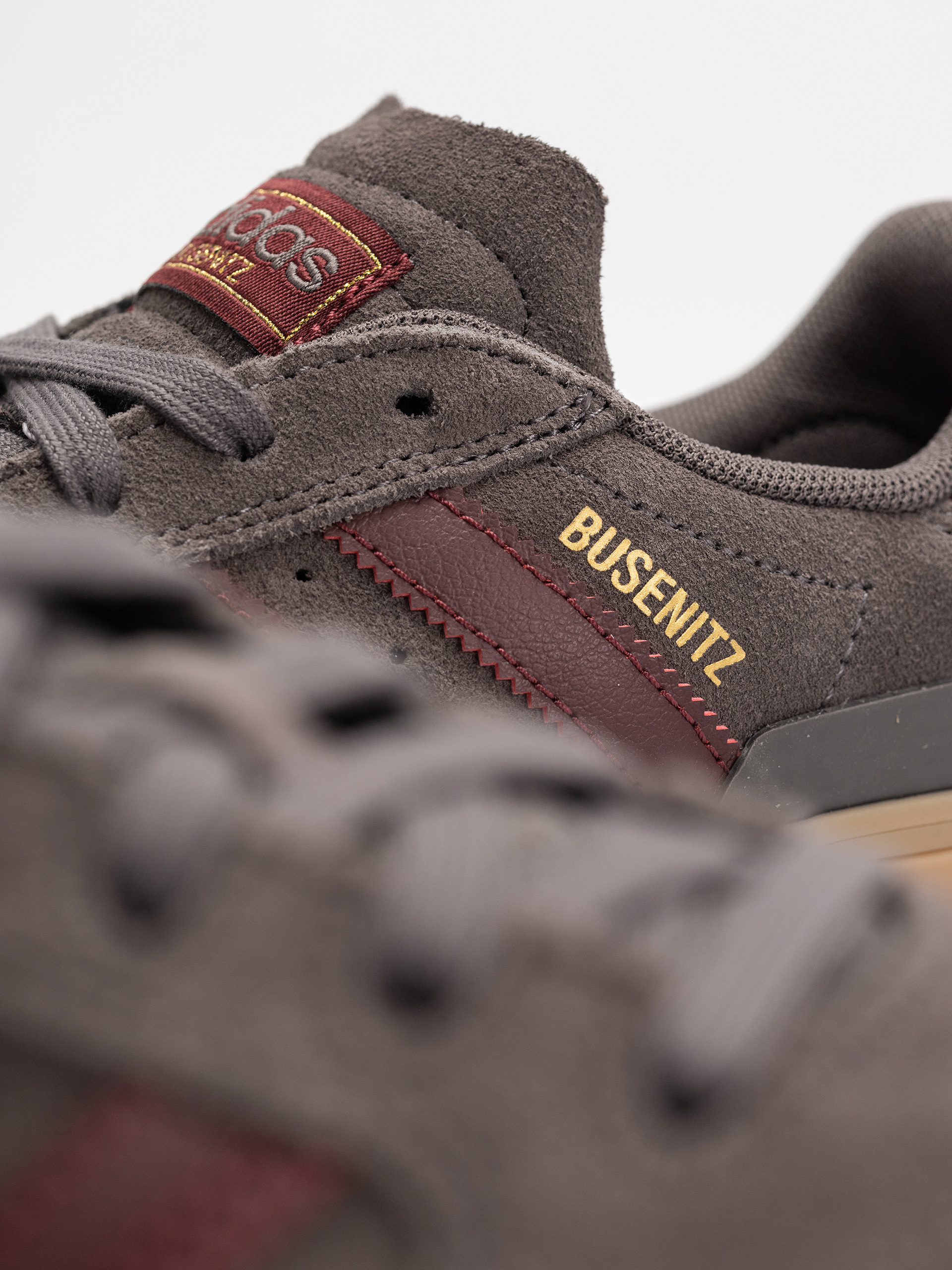 Buty adidas Busenitz Vulc II (chacoa/shared/gum4)