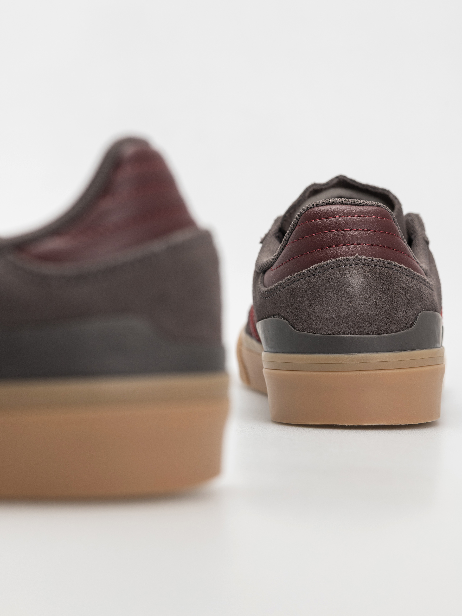 Buty adidas Busenitz Vulc II (chacoa/shared/gum4)