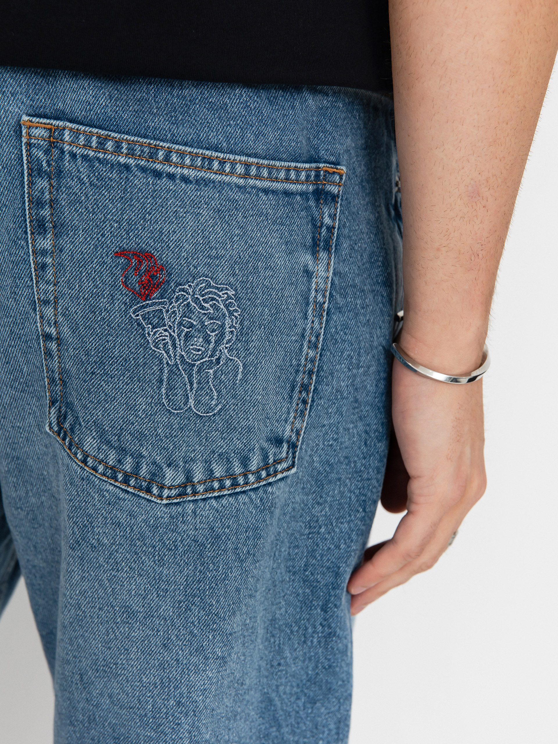 Spodnie Beyond Medals Loose Jeans (blue)