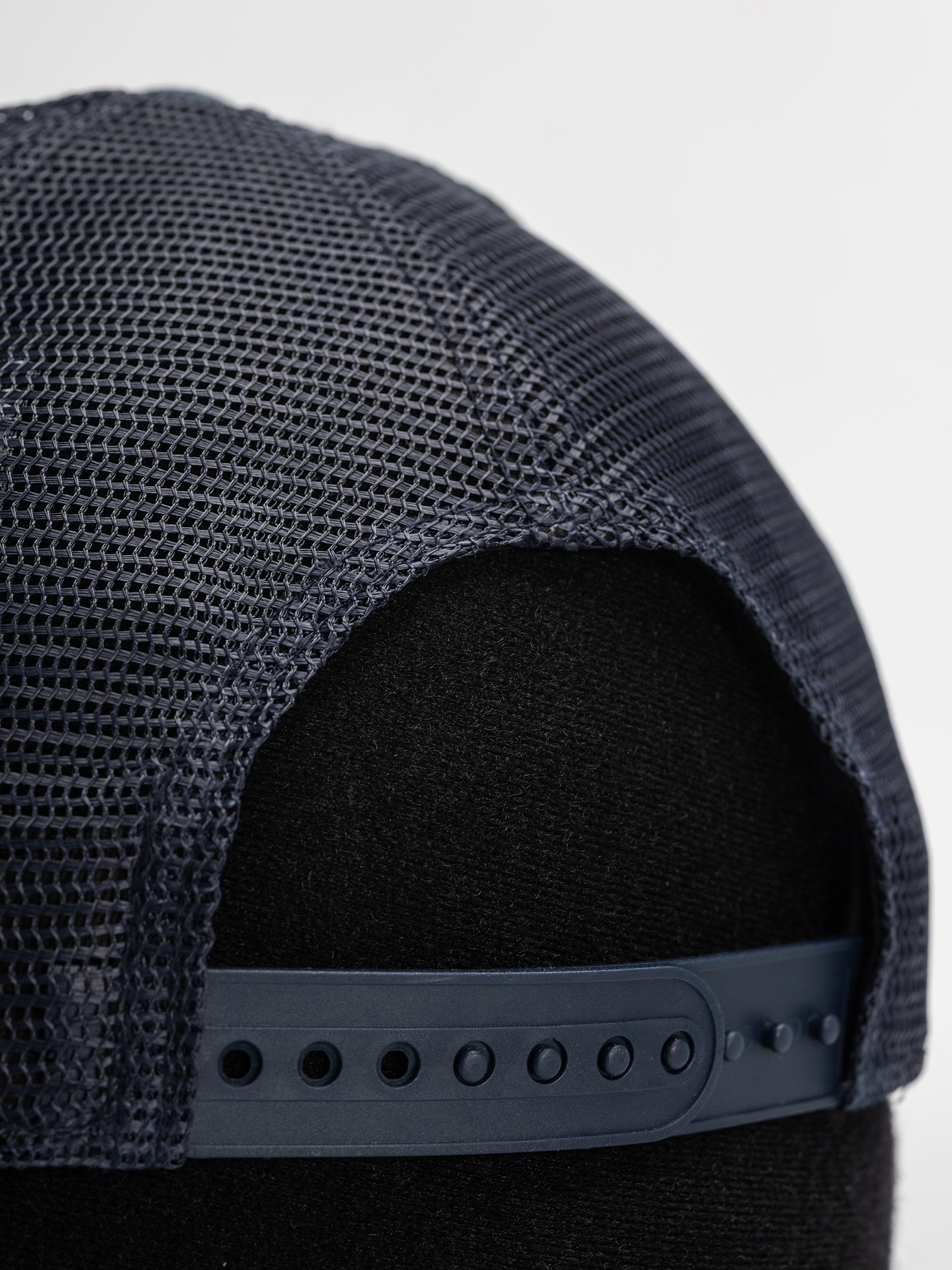 Czapka z daszkiem New Era Denim Trucker Los Angeles Dodgers Wmn (navy)