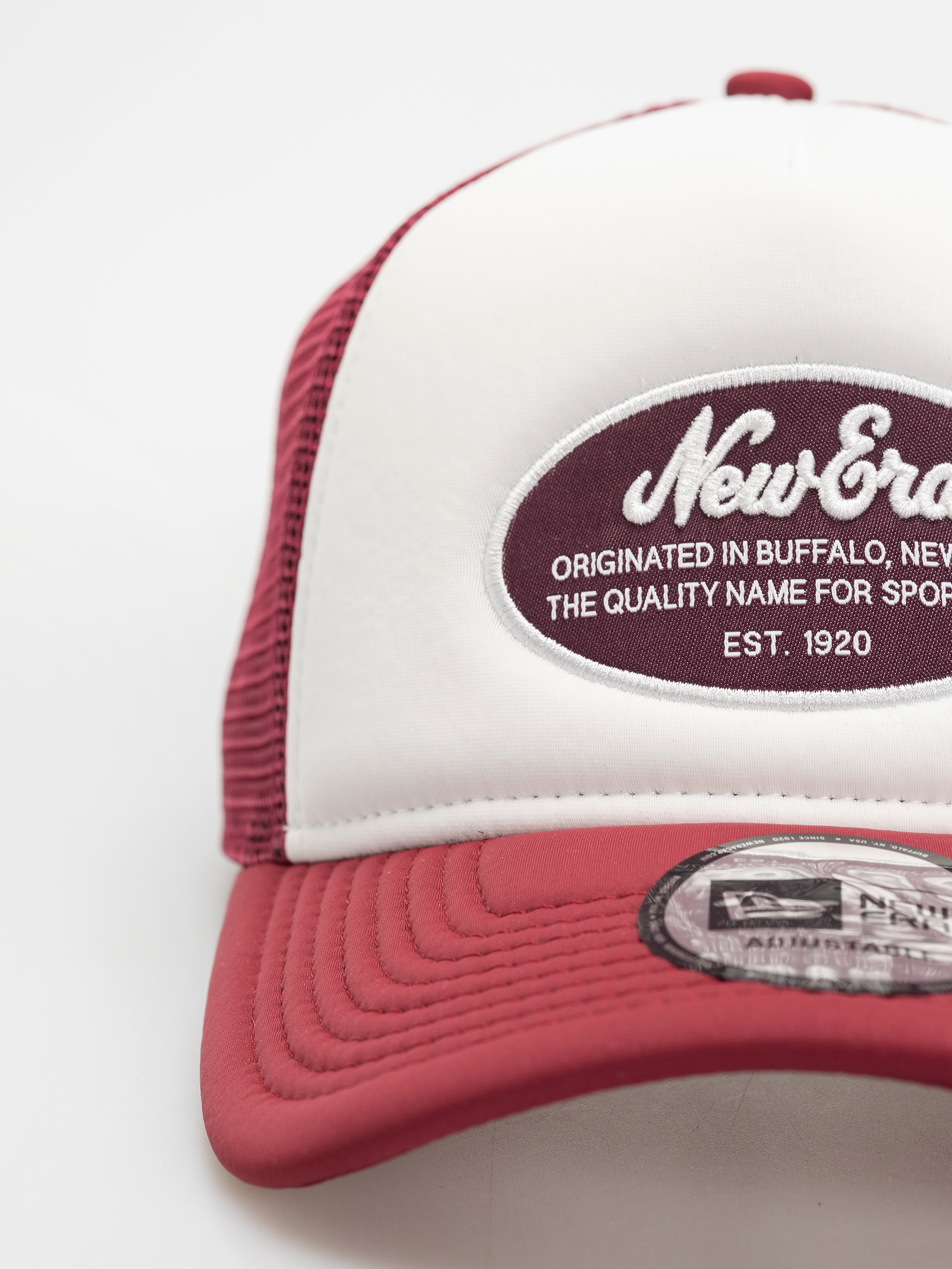 Czapka z daszkiem New Era Oval Foam Patch Trucker (cherry/white)