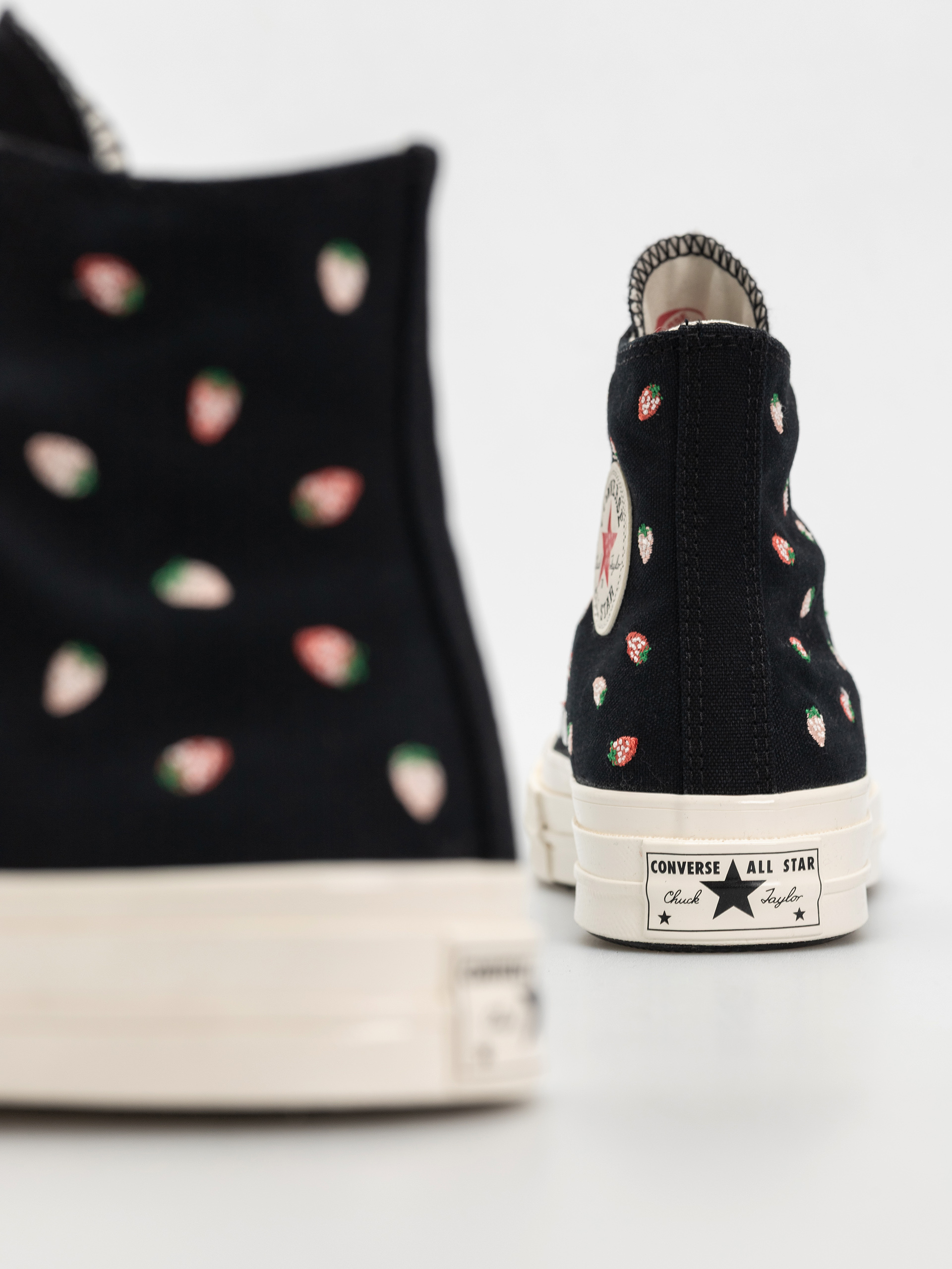 Trampki Converse Chuck 70 Hi (black/soft red/green)