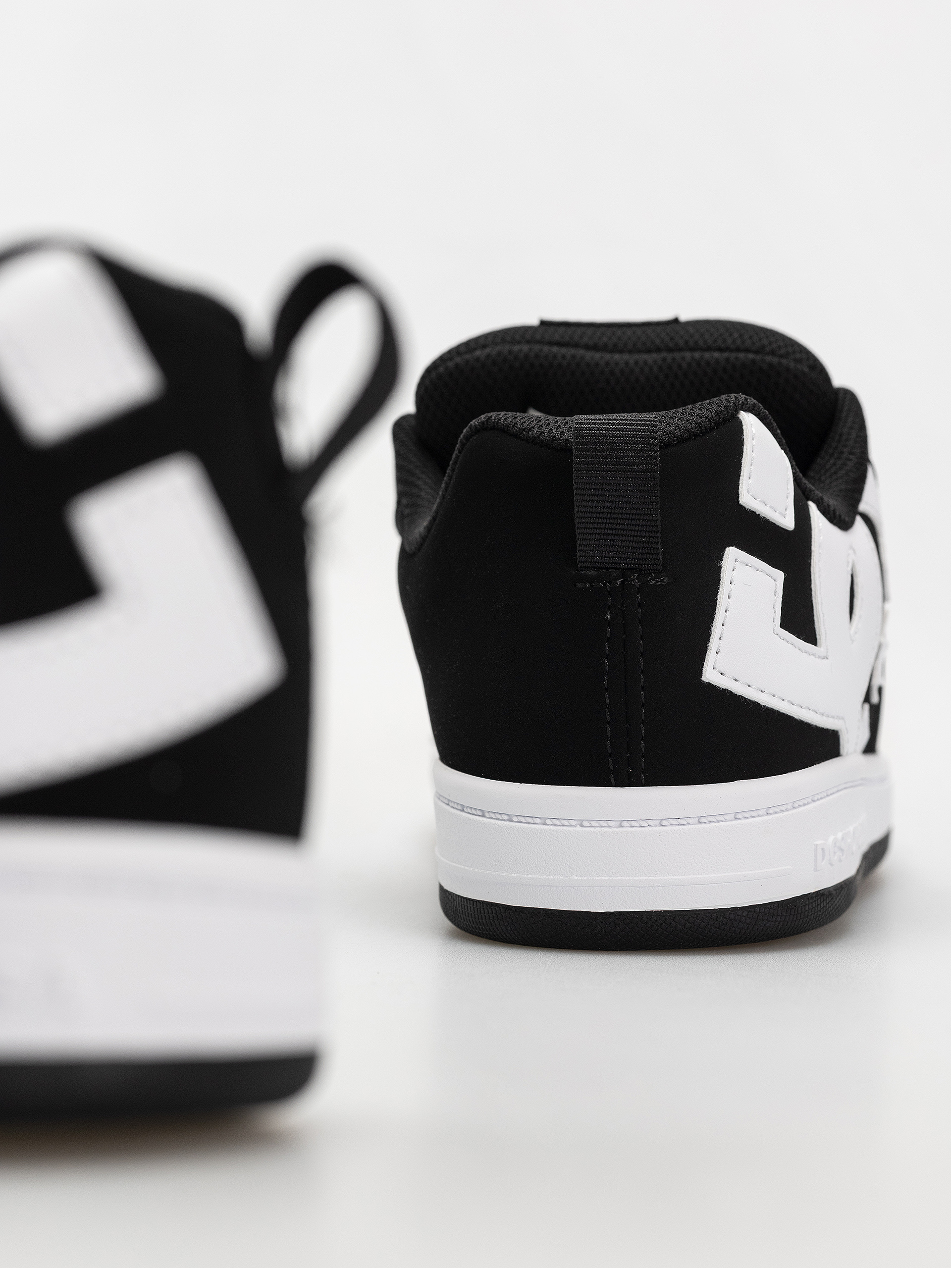 Buty dziecięce DC Court Graffik JR (black/white)