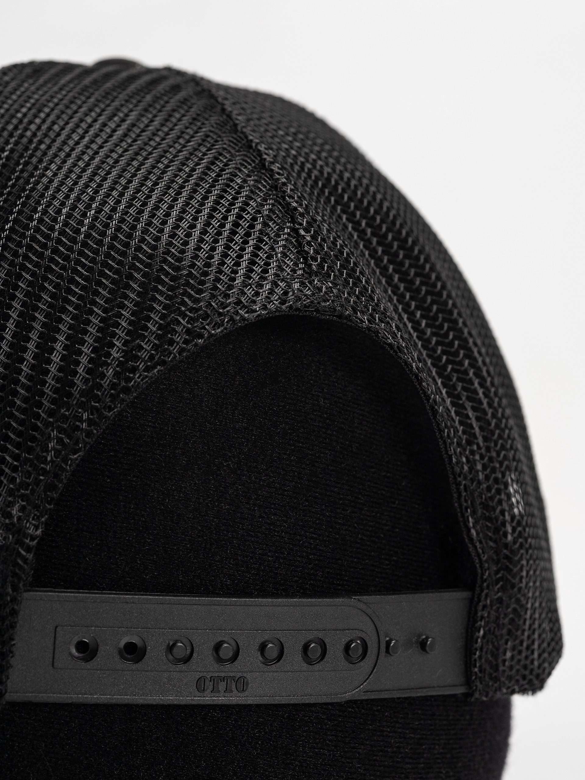 Czapka z daszkiem Thrasher Metal Trucker (black/white/black)