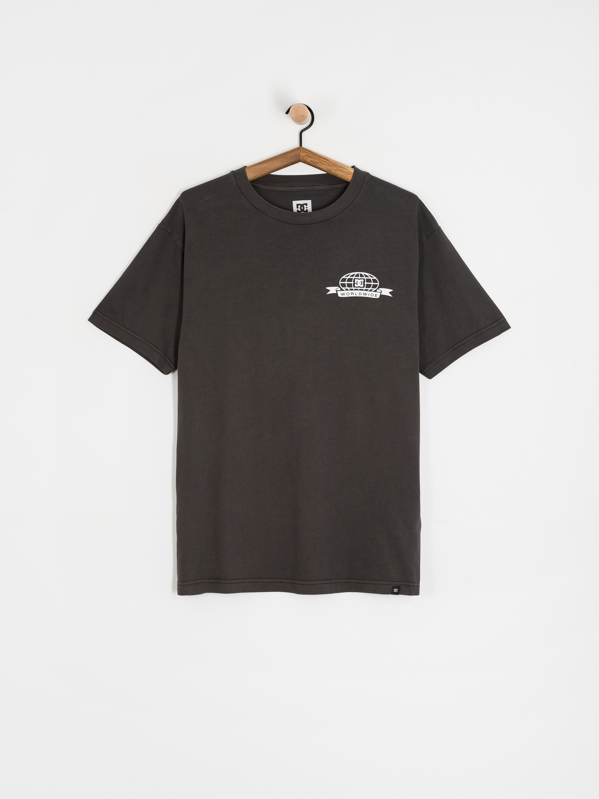 T-shirt DC Stock Up (black enzyme wash)