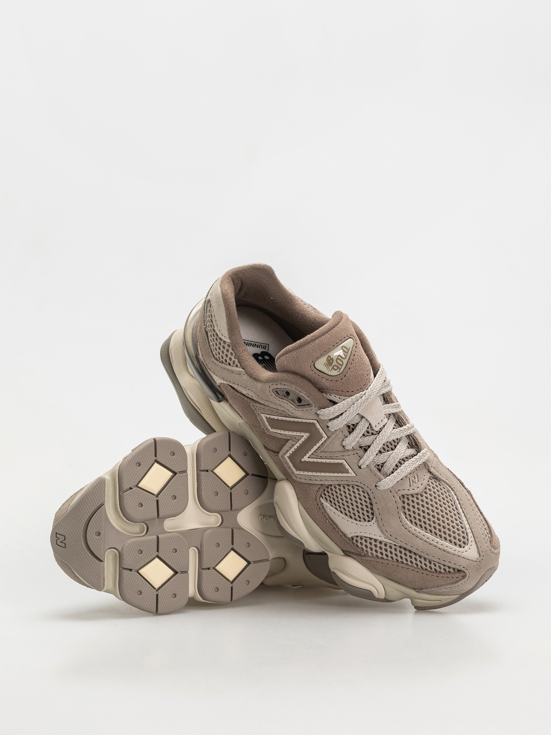 Buty New Balance 9060 (mushroom)