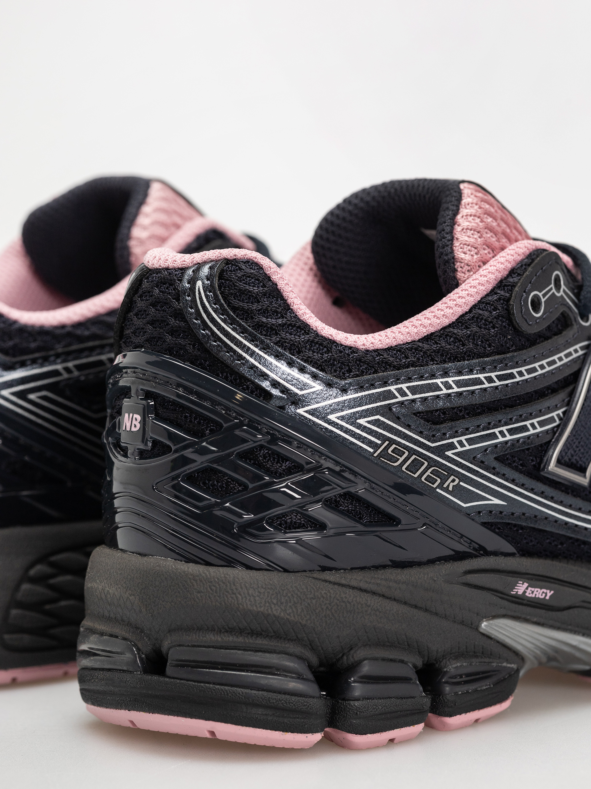 Buty New Balance 1906 JR (eclipse)