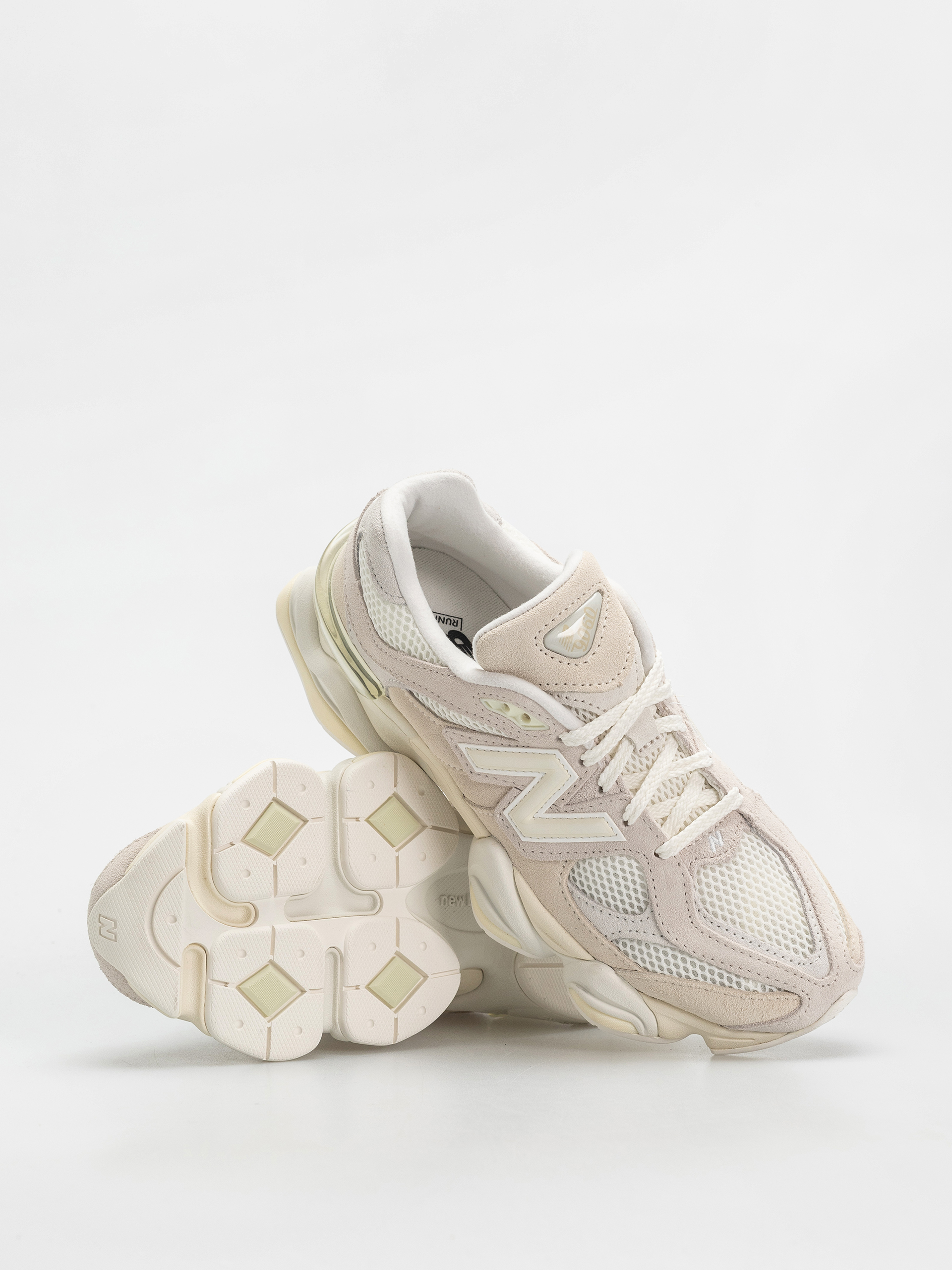 Buty New Balance 9060 (angora)