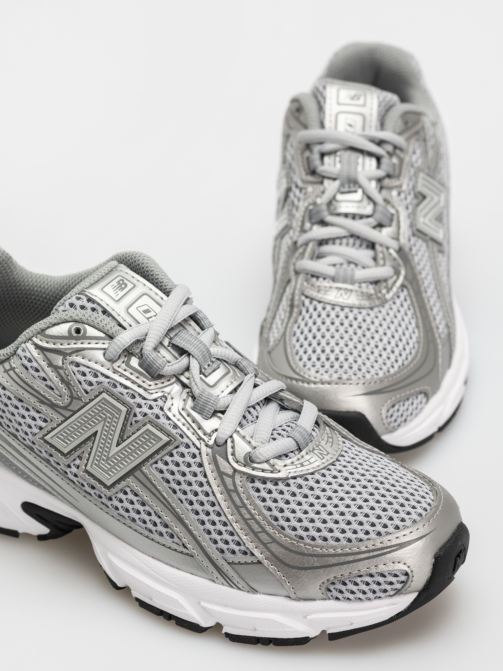 Buty New Balance 740 JR (raincloud)