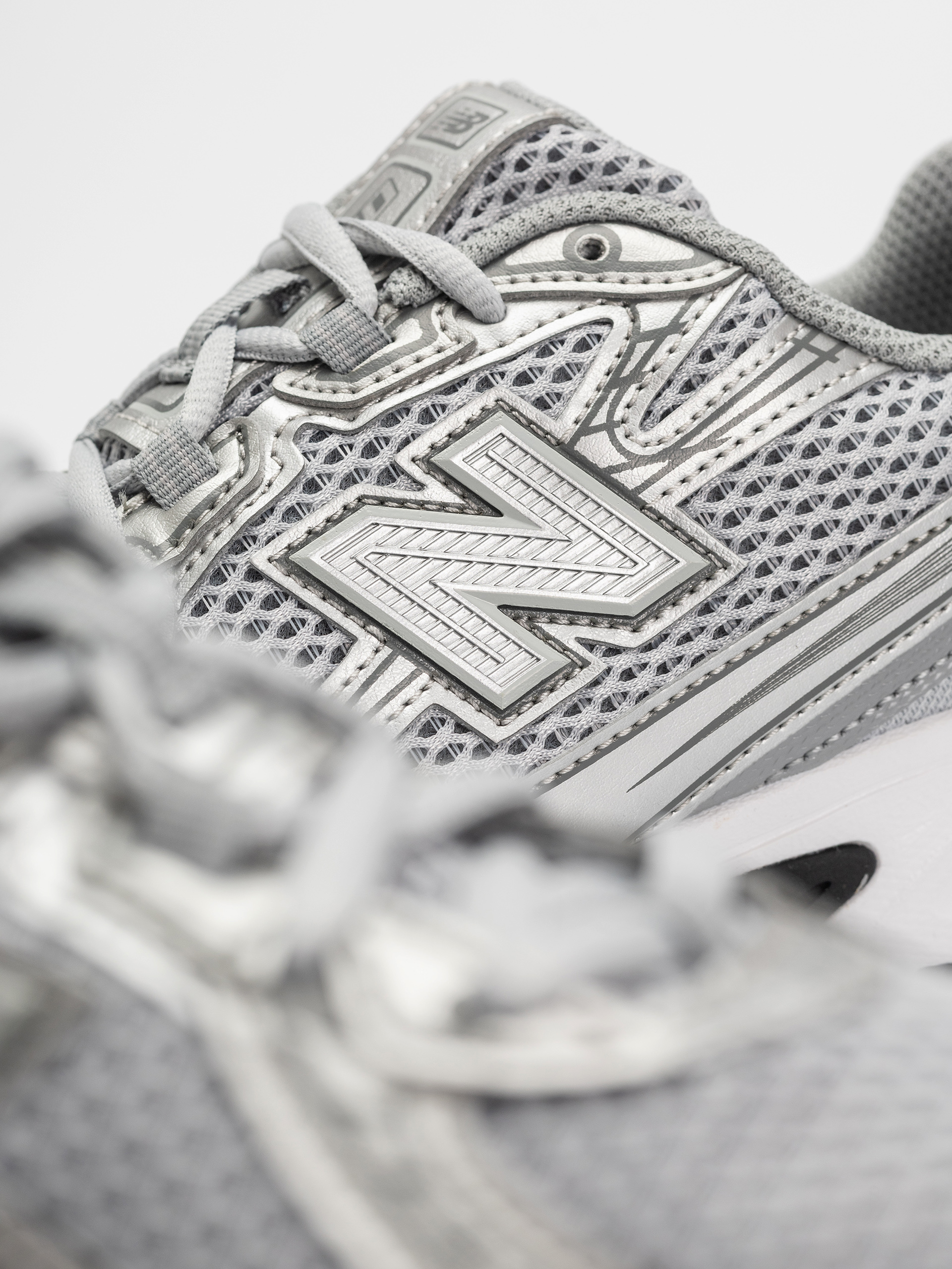 Buty New Balance 740 JR (raincloud)