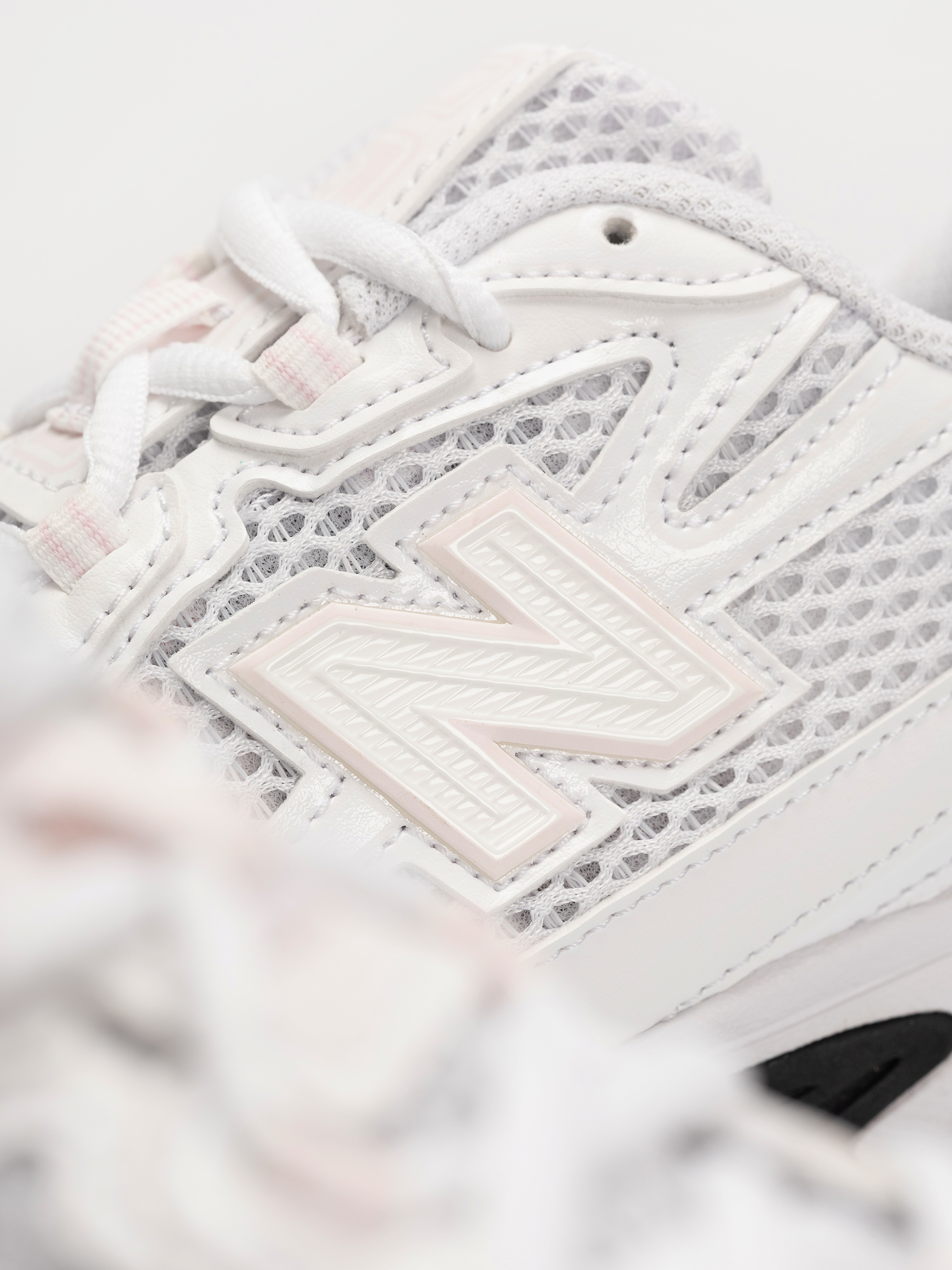 Buty New Balance 740 JR (white)