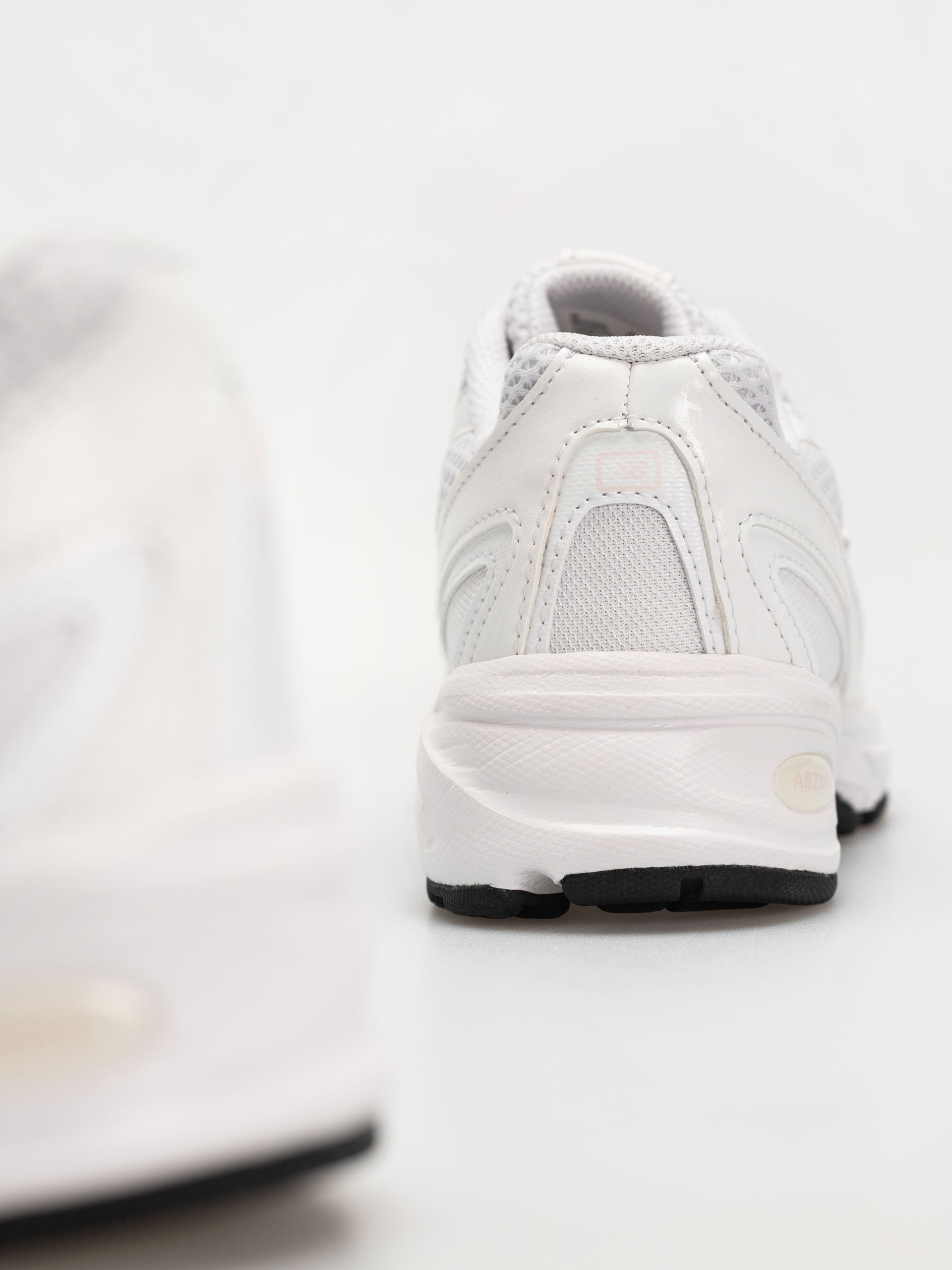 Buty New Balance 740 JR (white)