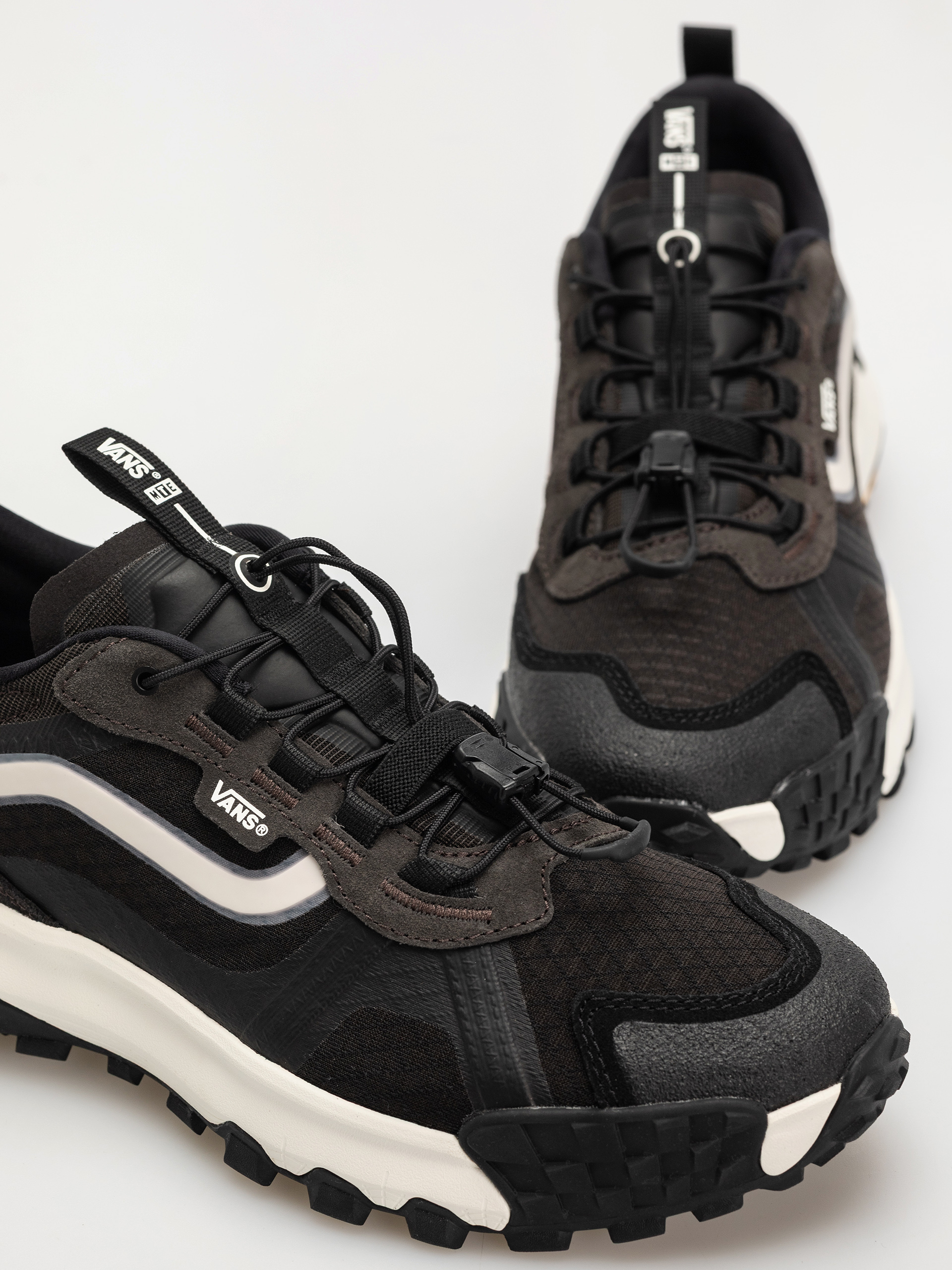 Buty Vans Mte Crosspath Xc (washed black)