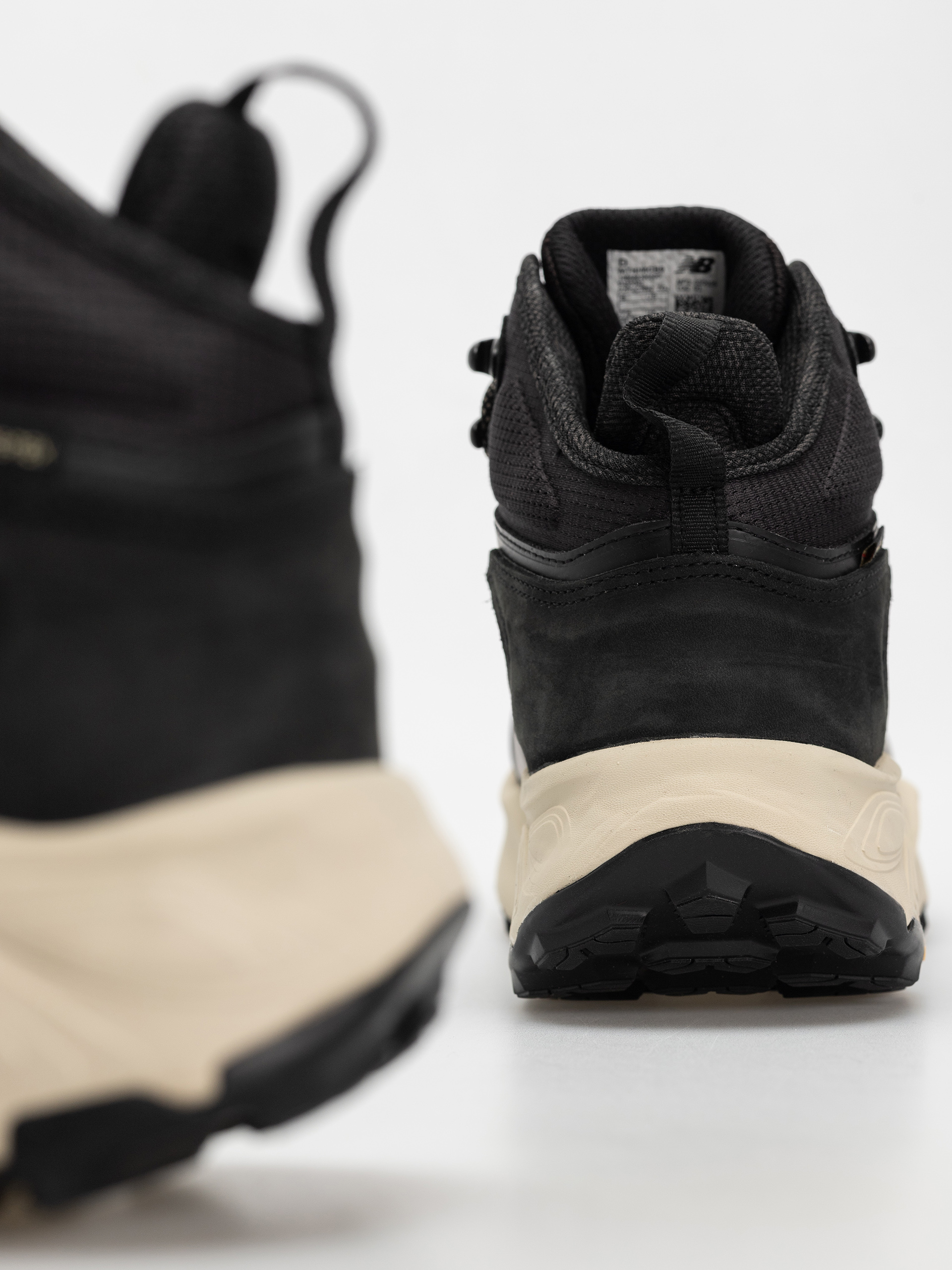 Buty New Balance Fresh Foam X Hierro V9 Hiker Gore-Tex (black)