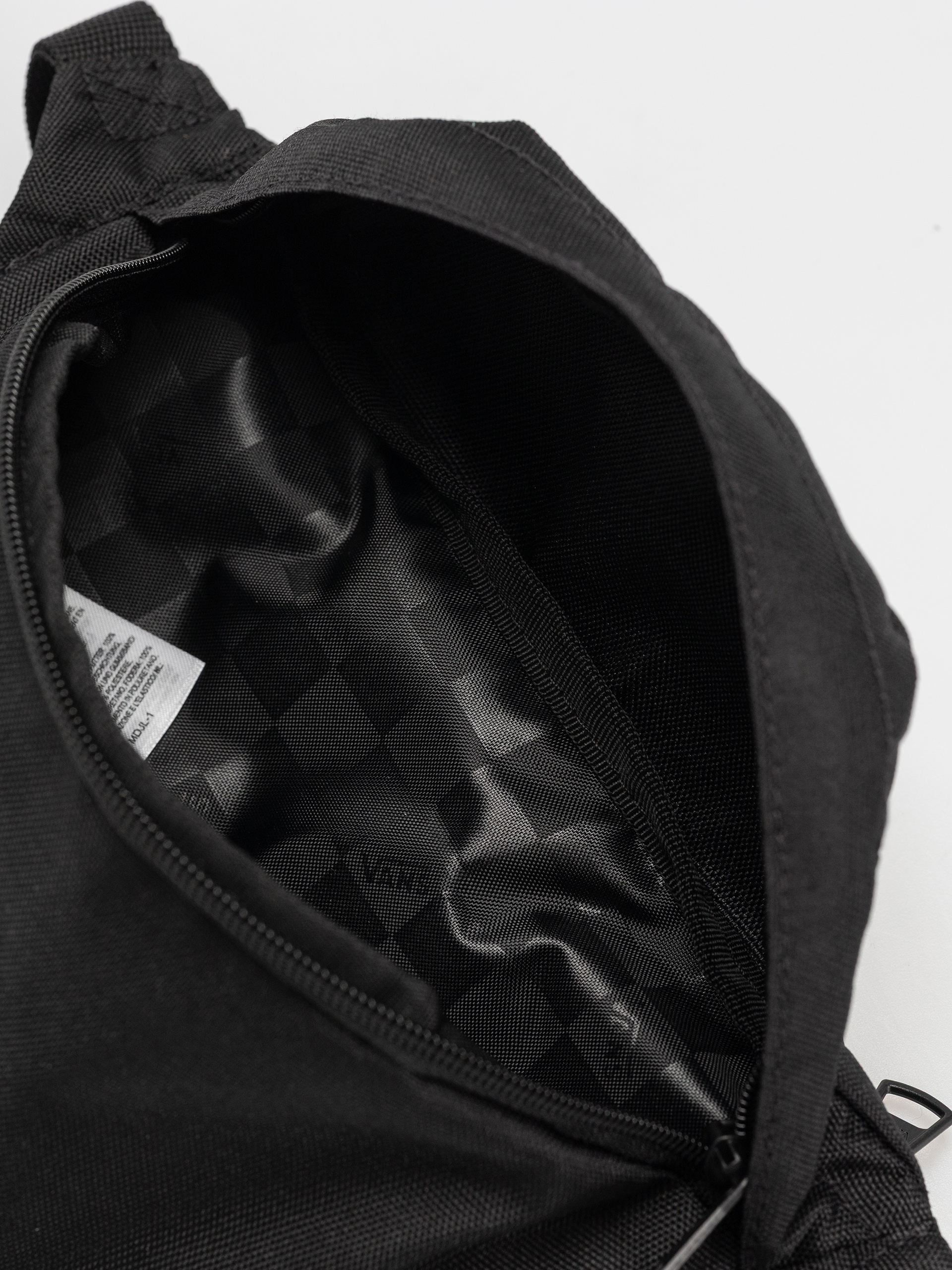 Nerka Vans Traveler Fanny Pack (black)