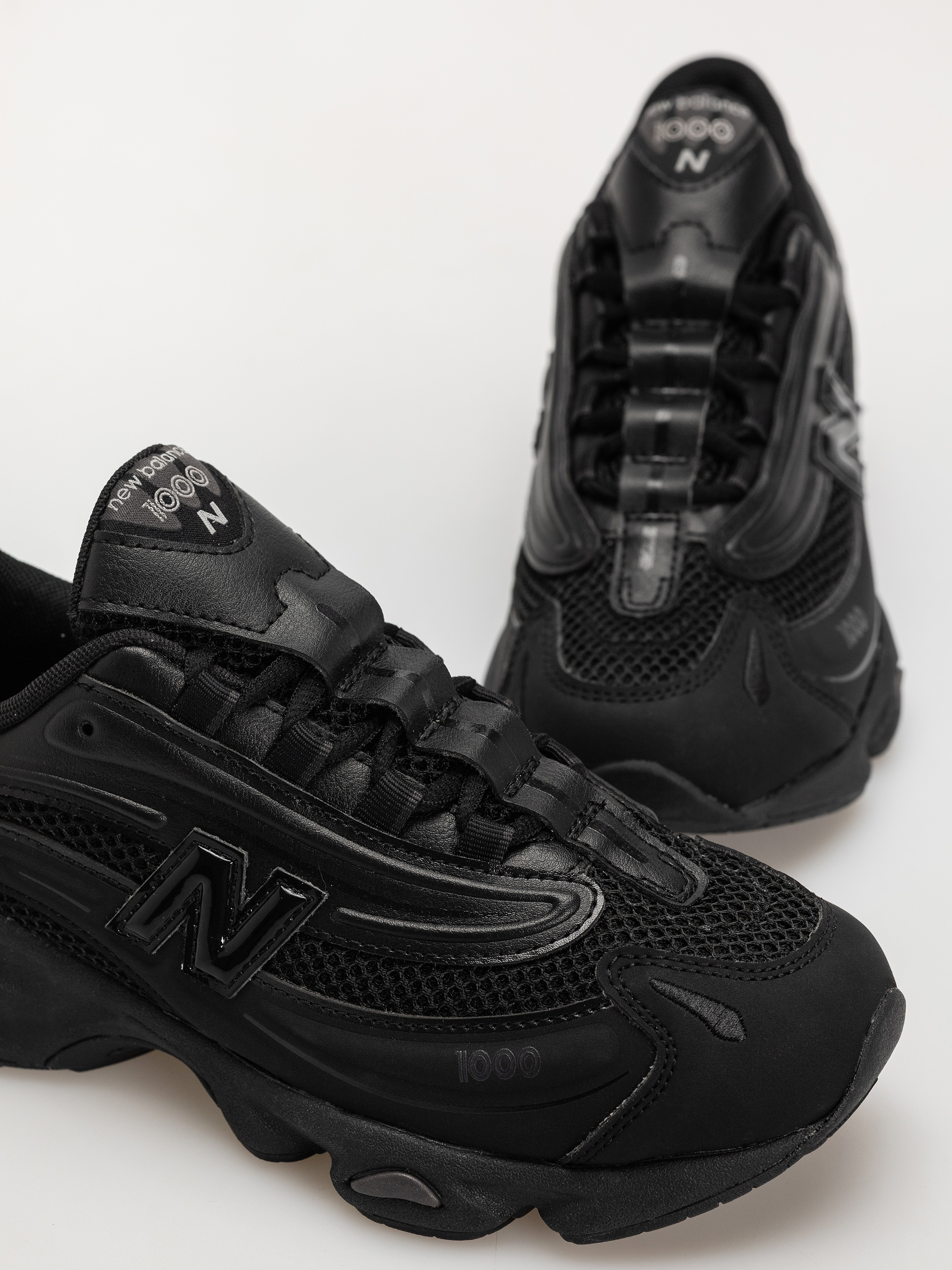 Buty New Balance 1000 JR (black)