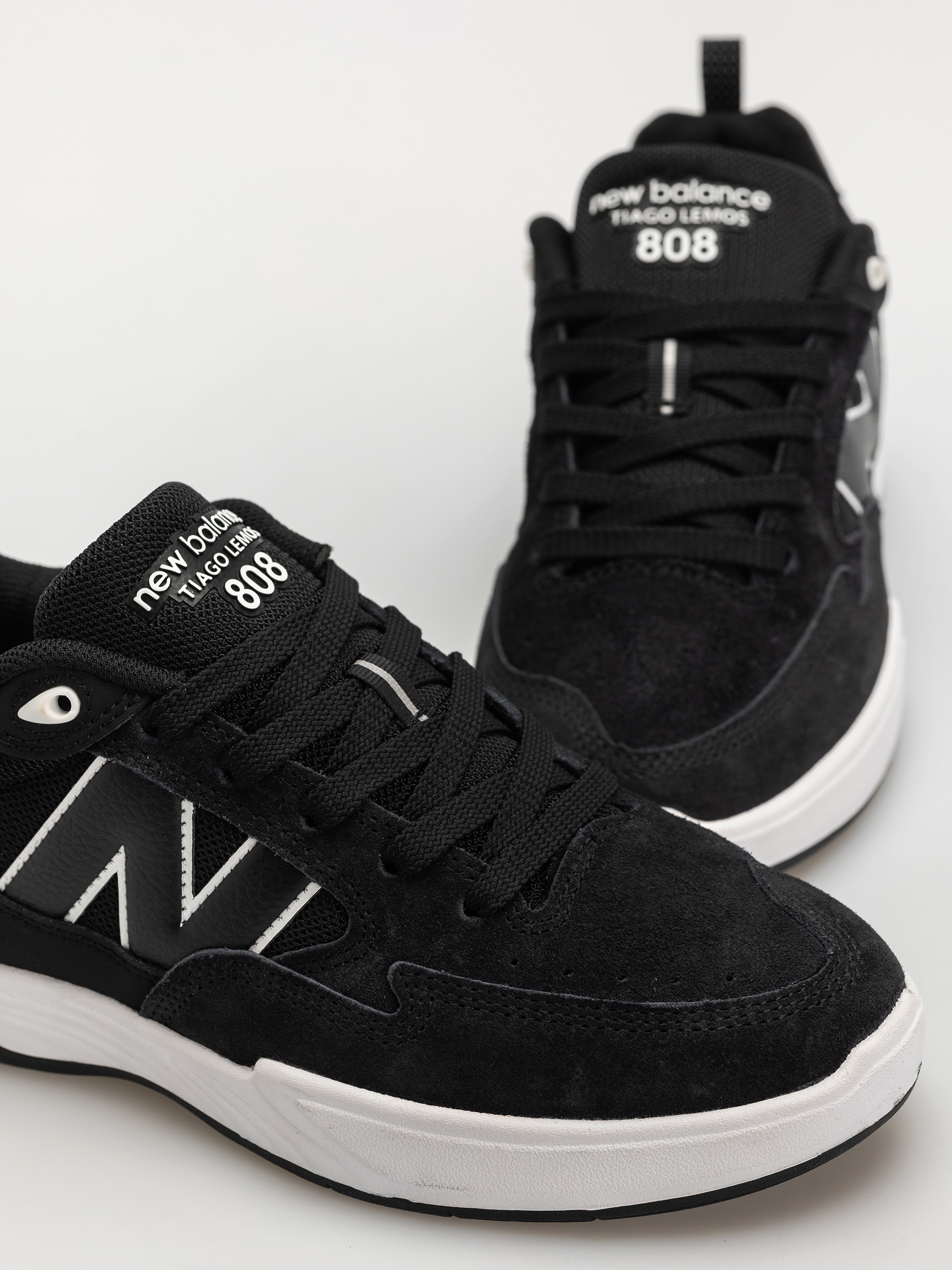 Buty New Balance 808 (black)