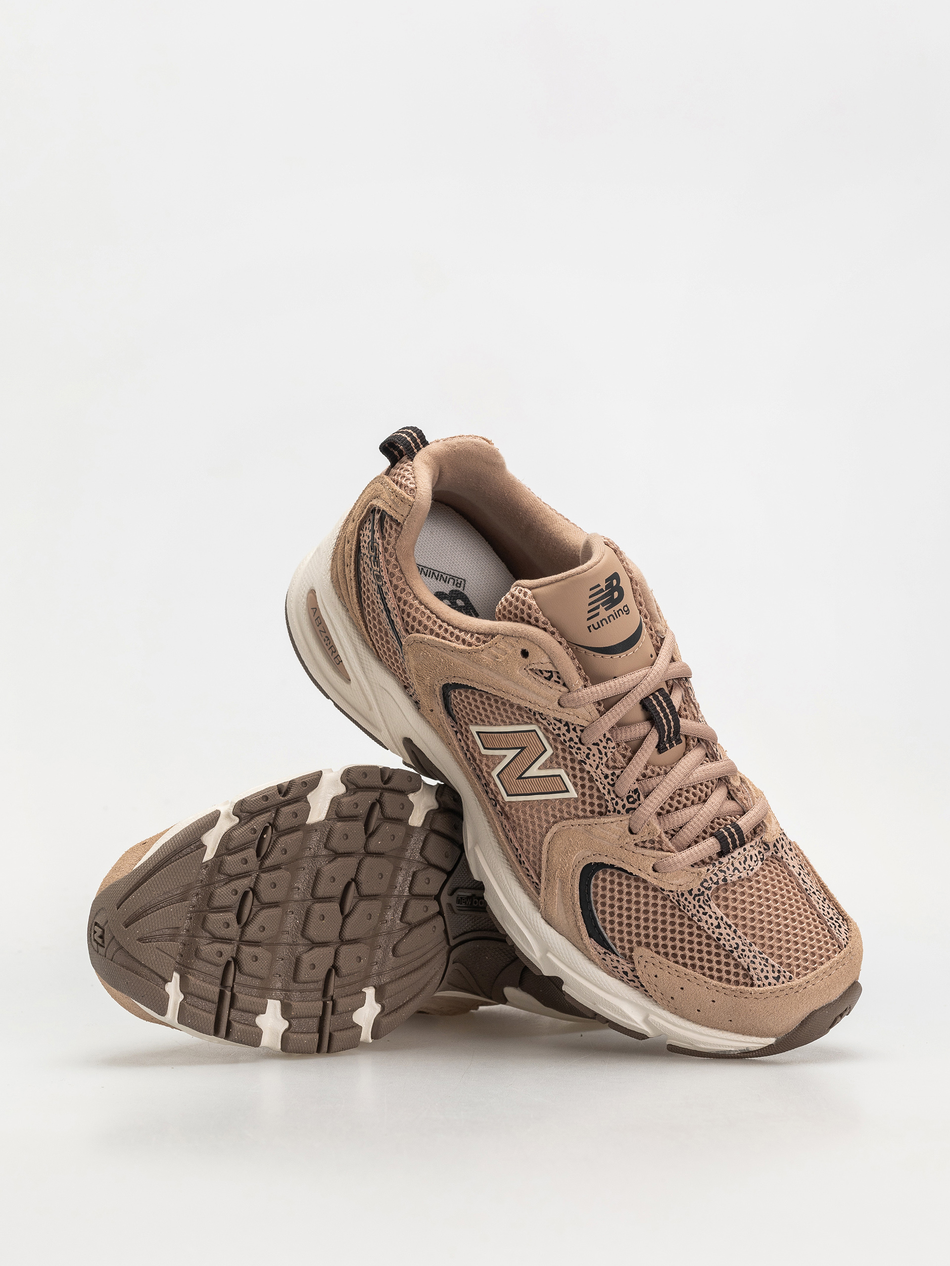 Buty New Balance 530 - brązowy (flat taupe)