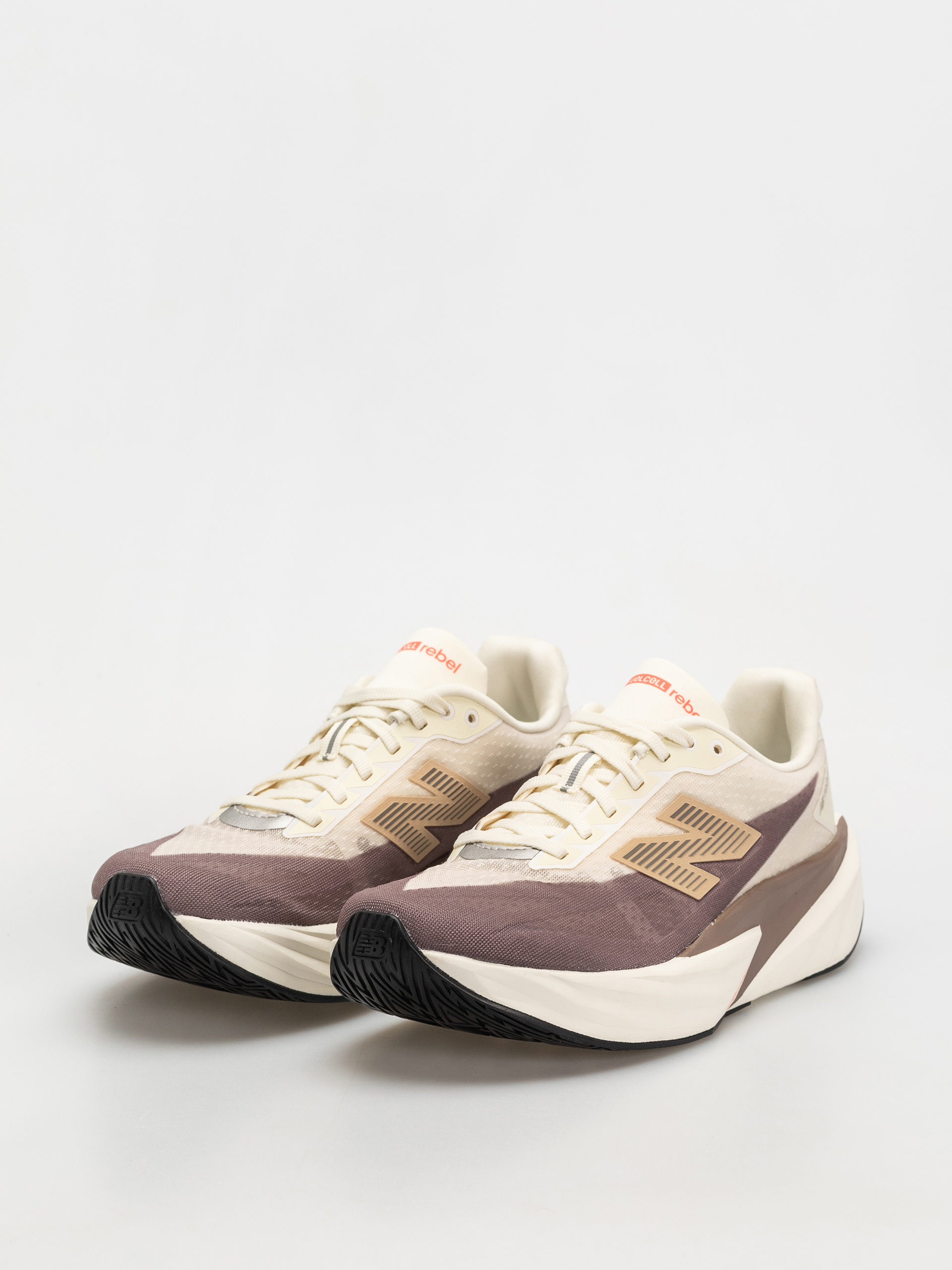 Buty New Balance Fuelcell Rebel V5 (angora)