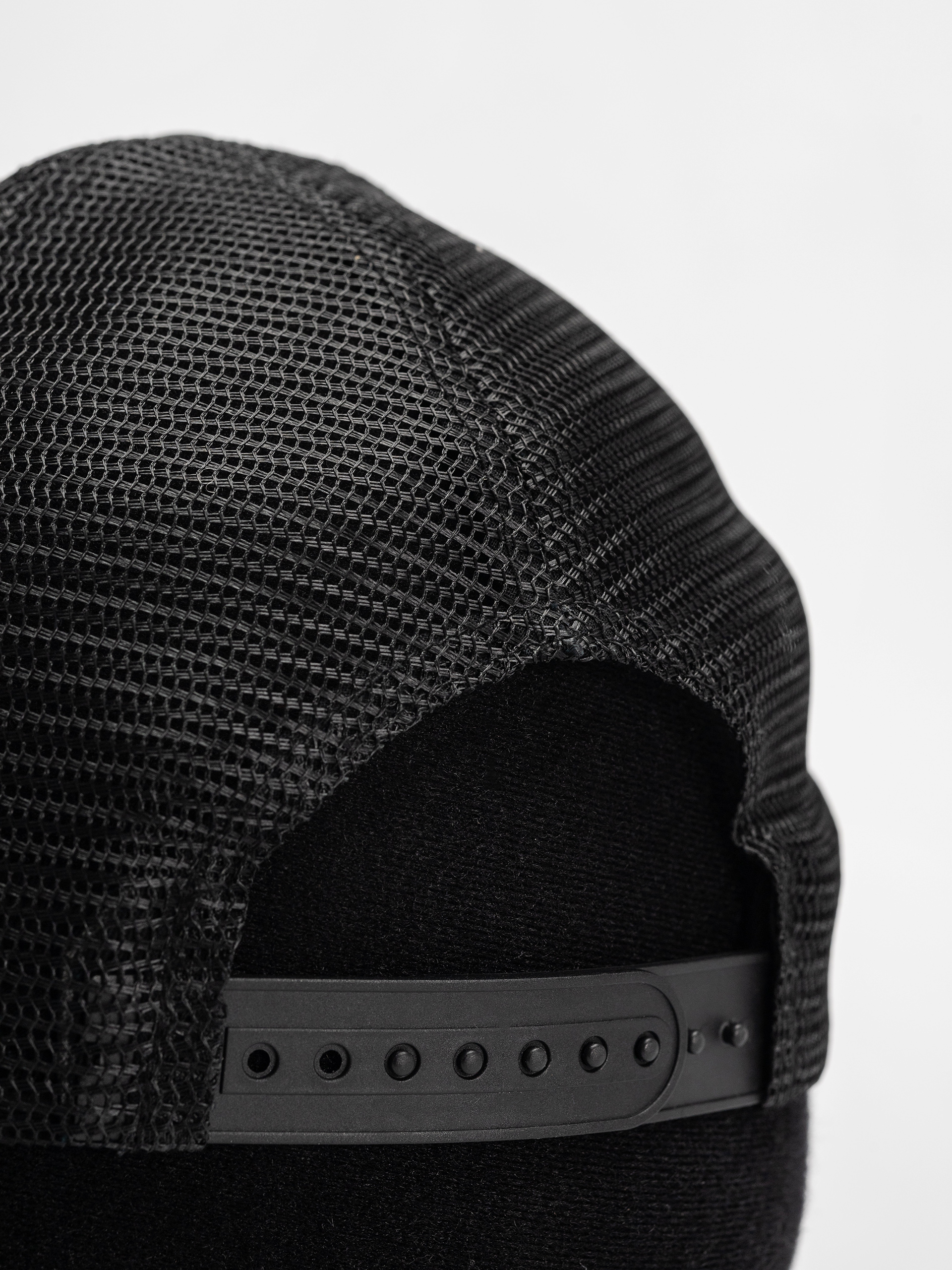 Czapka z daszkiem Carhartt WIP Heart Patch Trucker (black)