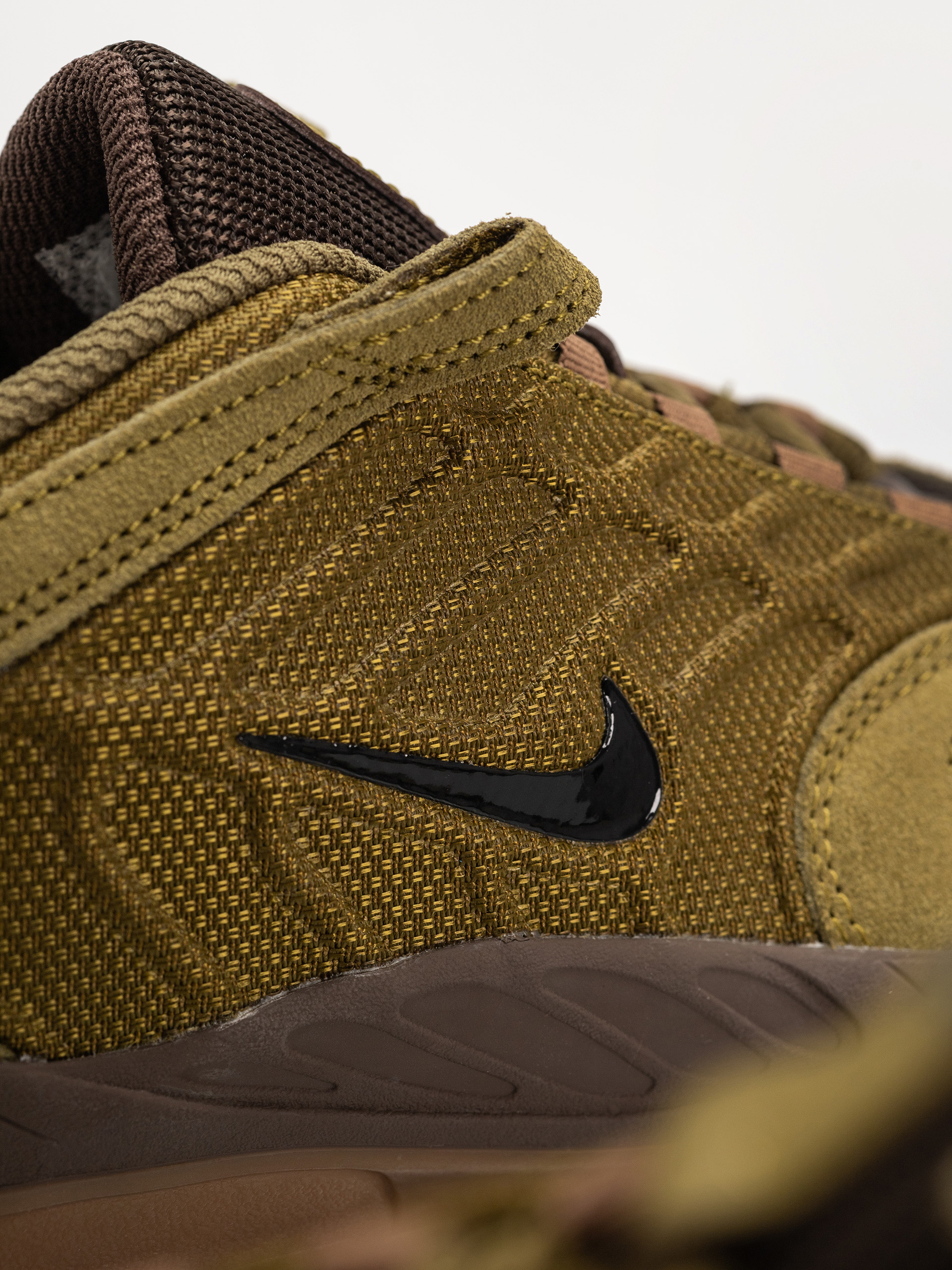 Buty Nike SB Vertebrae (olive flak/black baroque brown)