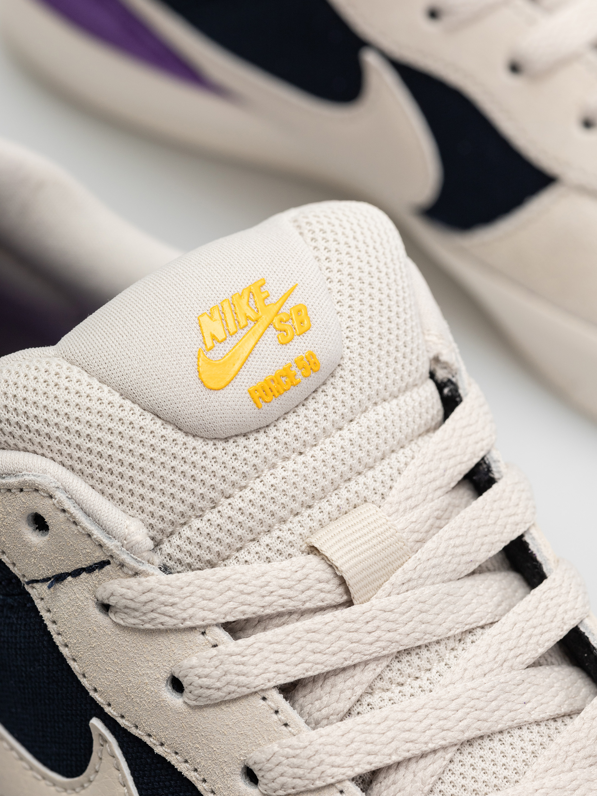 Buty Nike SB Force 58 (obsidian/lt orewood brn wild grape)