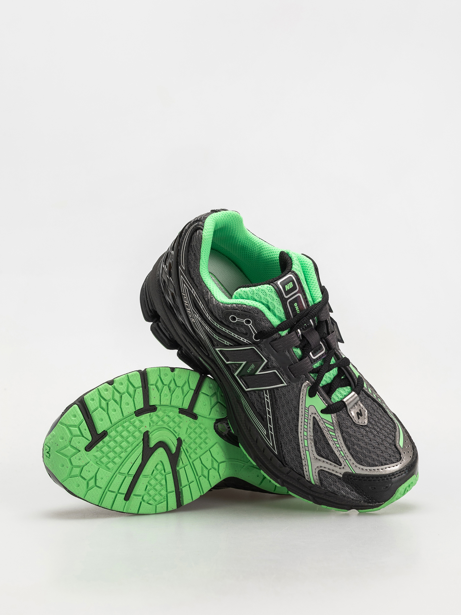 Buty New Balance 1906 JR (black)