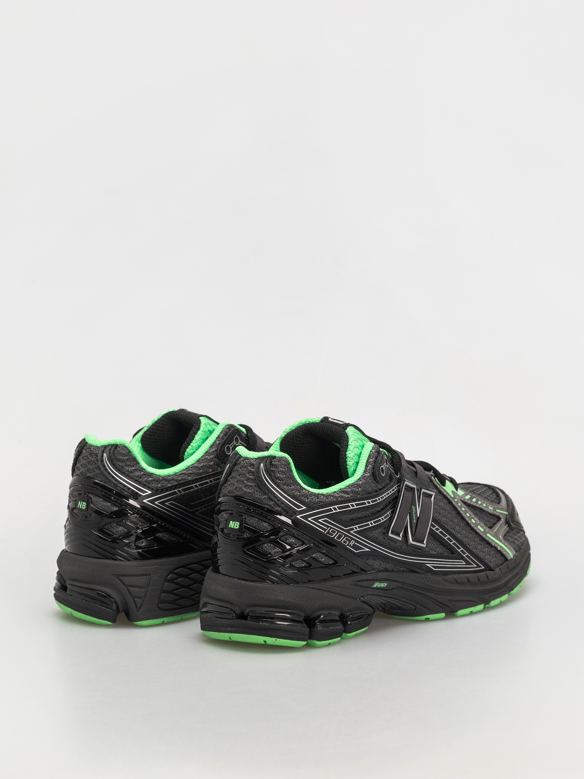 Buty New Balance 1906 JR (black)