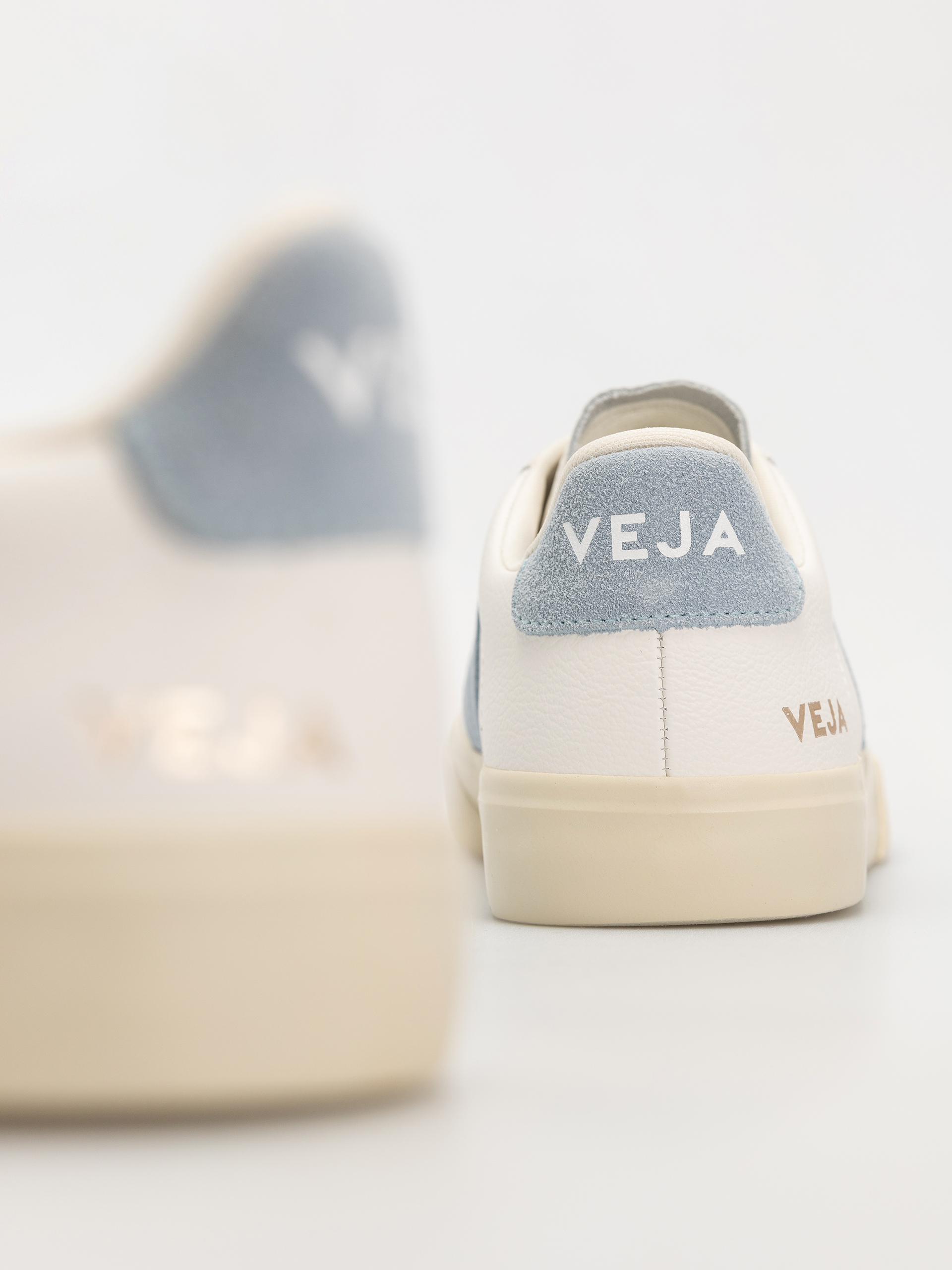 Buty Veja Campo Wmn (white steel)
