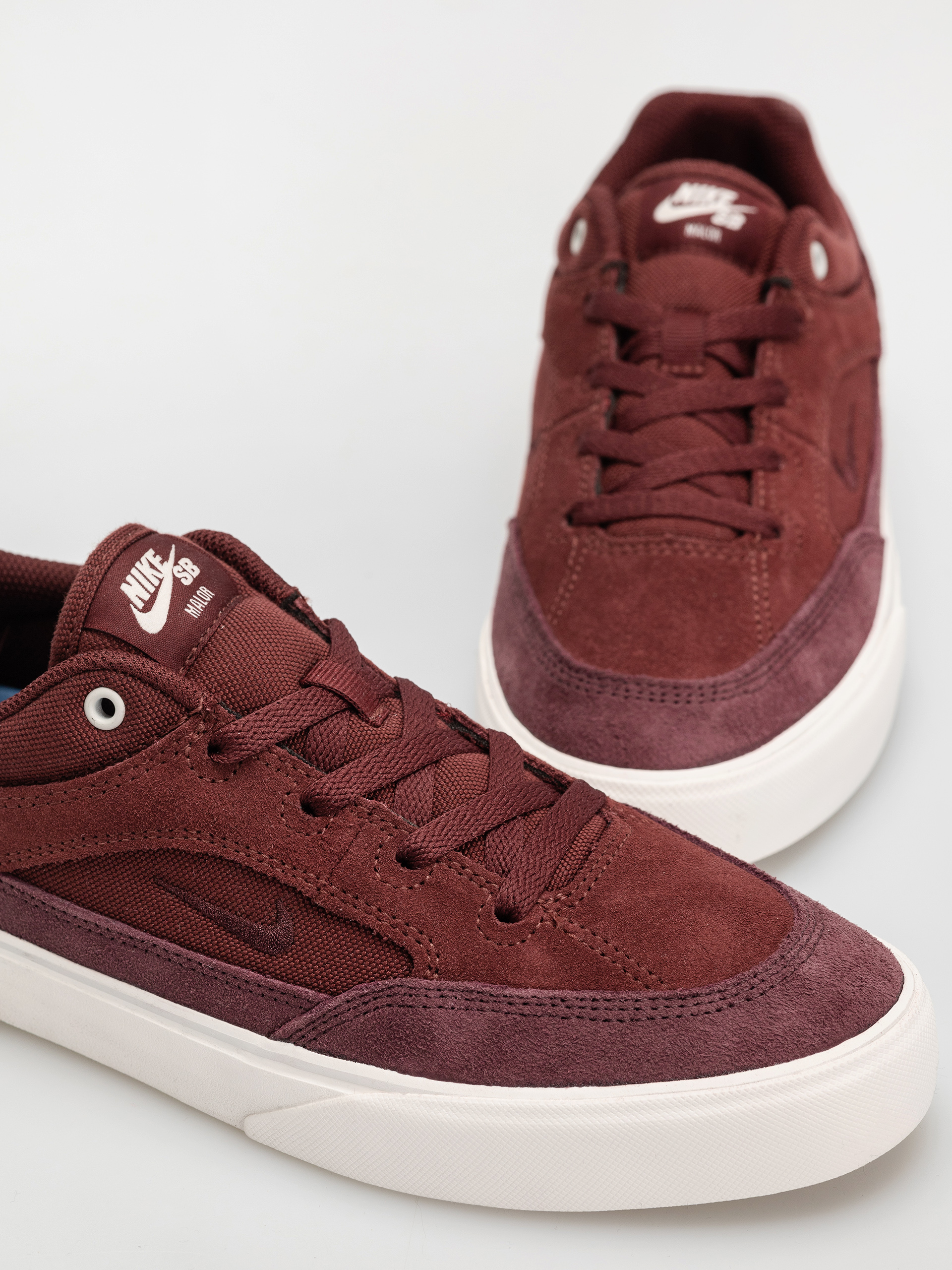 Buty Nike SB Malor (dark team red/burgundy crush)
