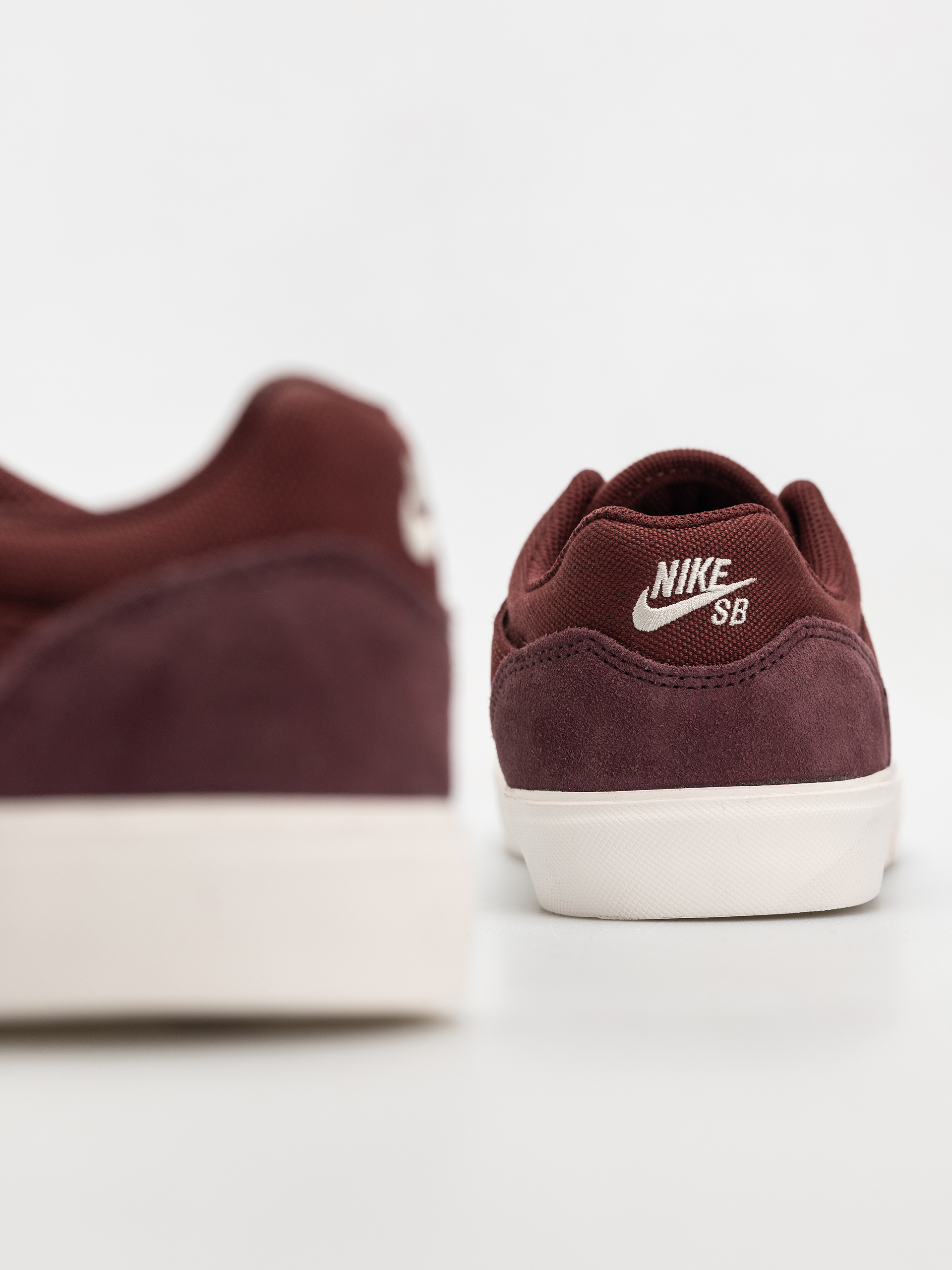 Buty Nike SB Malor (dark team red/burgundy crush)