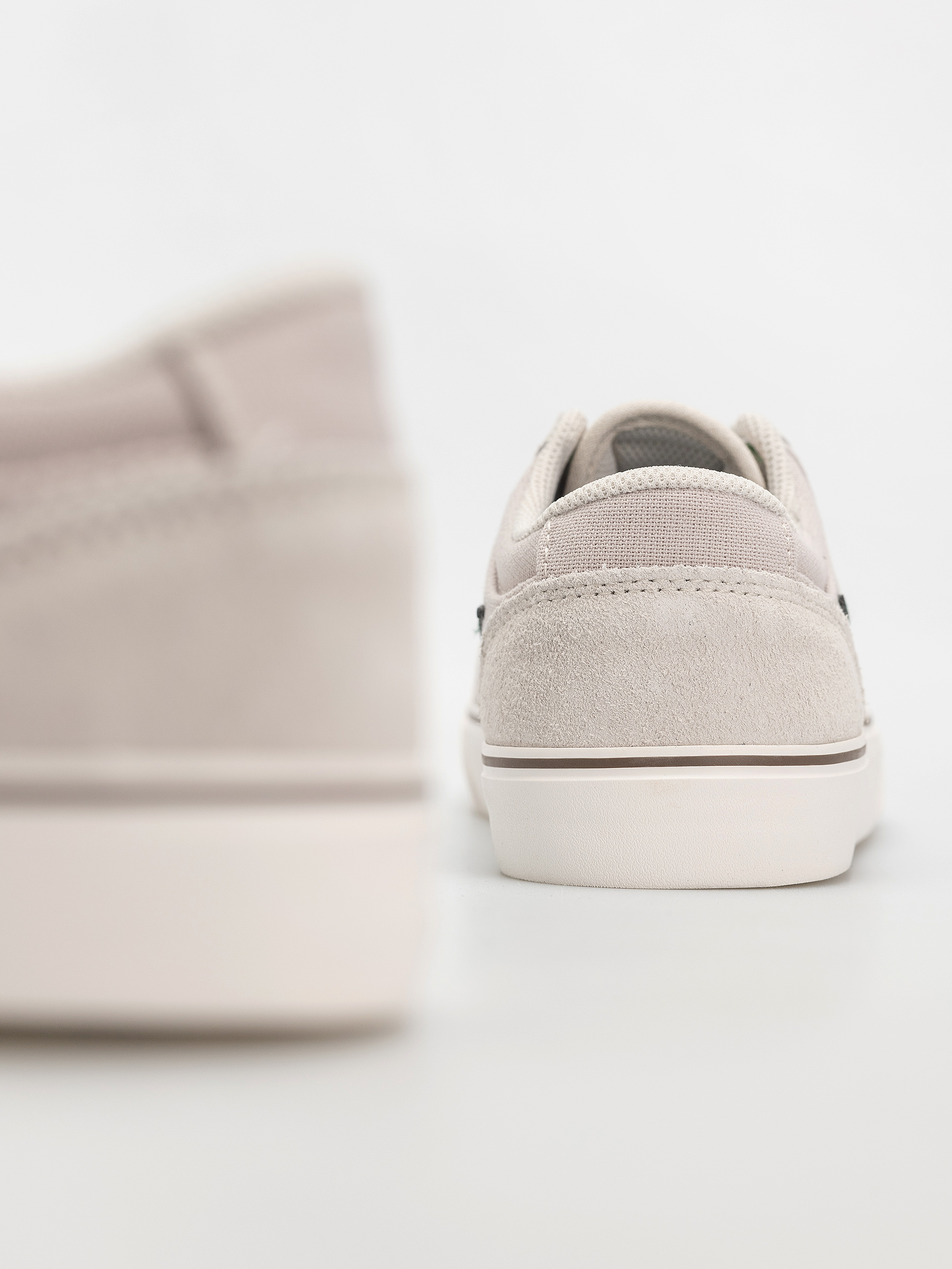 Buty Nike SB Chron 2 (lt orewood brn/fir phantom mink brown)