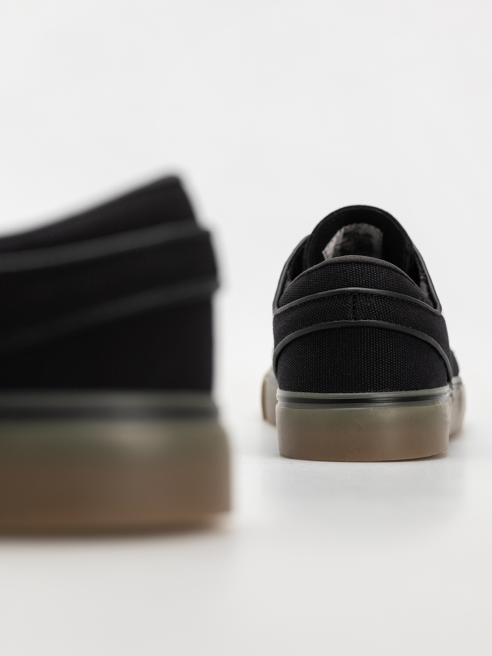 Buty Nike SB Zoom Janoski Og+ Canvas (black/white black white)