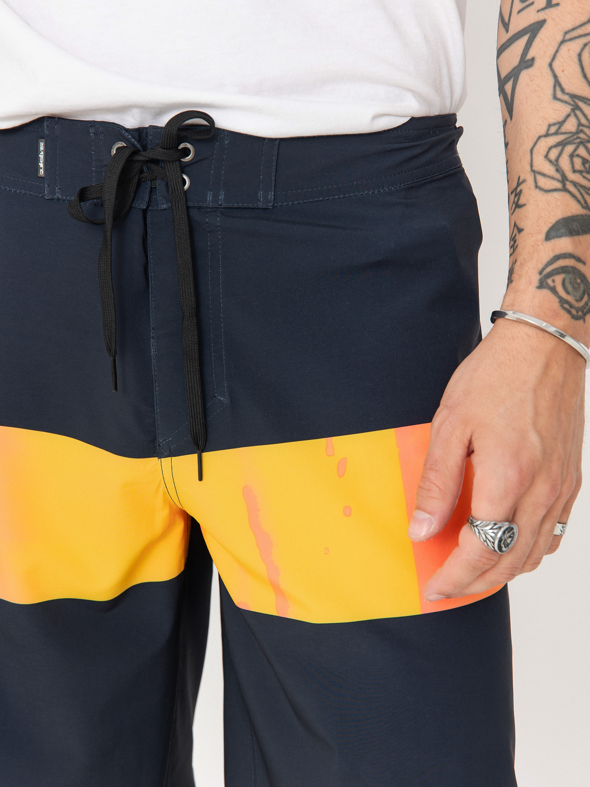 Boardshorty Quiksilver Surfsilk 20 (fiery coral bloomfade)