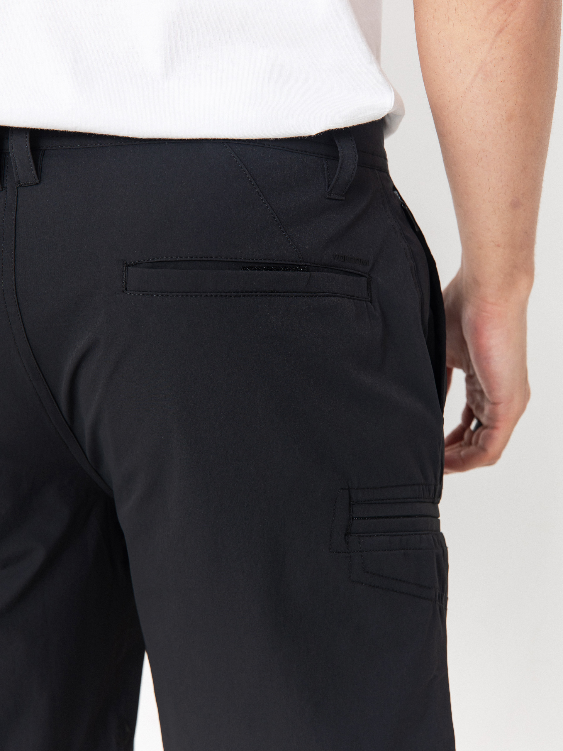 Szorty Volcom Cashed In Cargo Hybrid 20 (black)