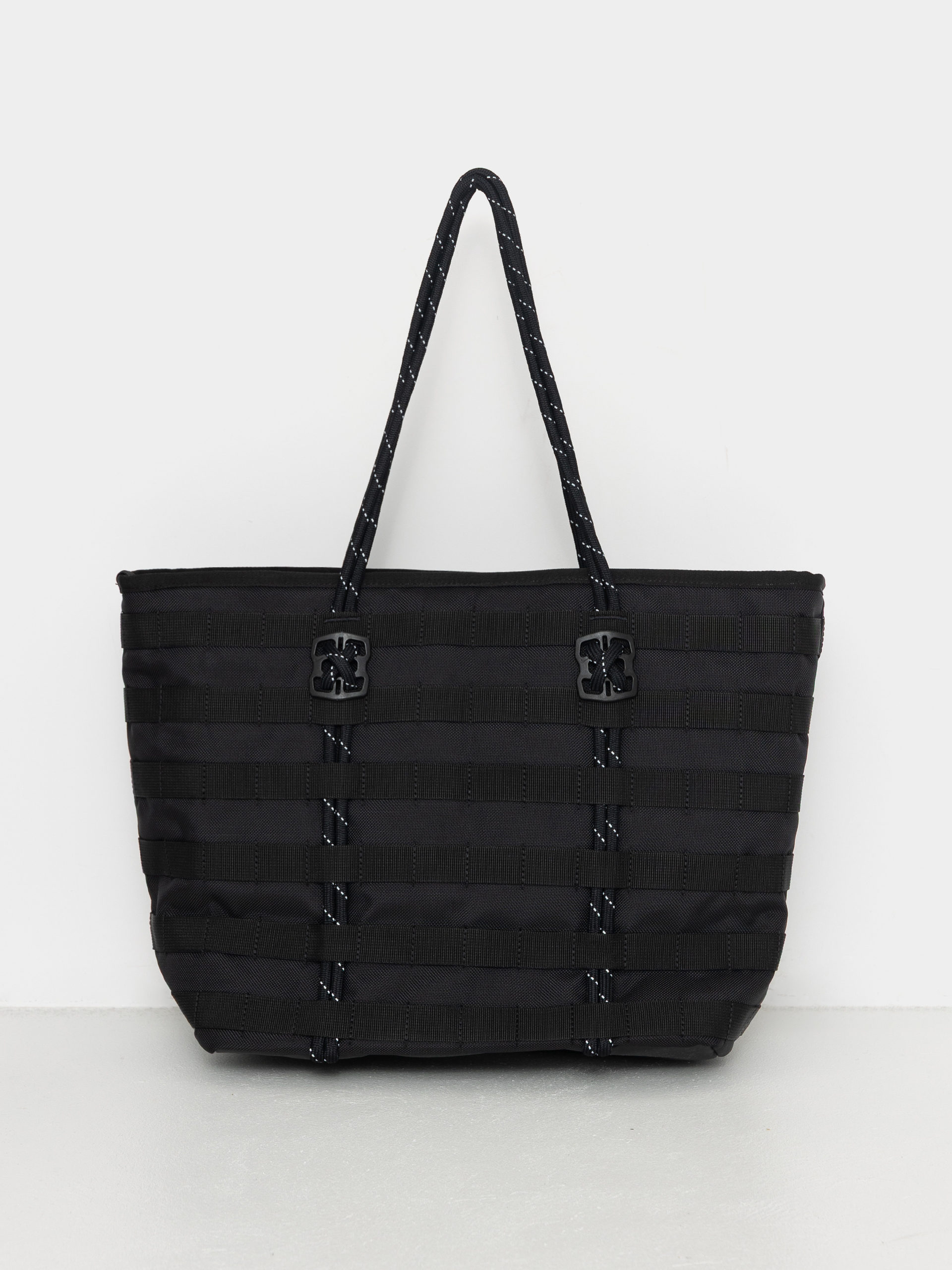 Torba Nike SB Sportswear (black/black/white)