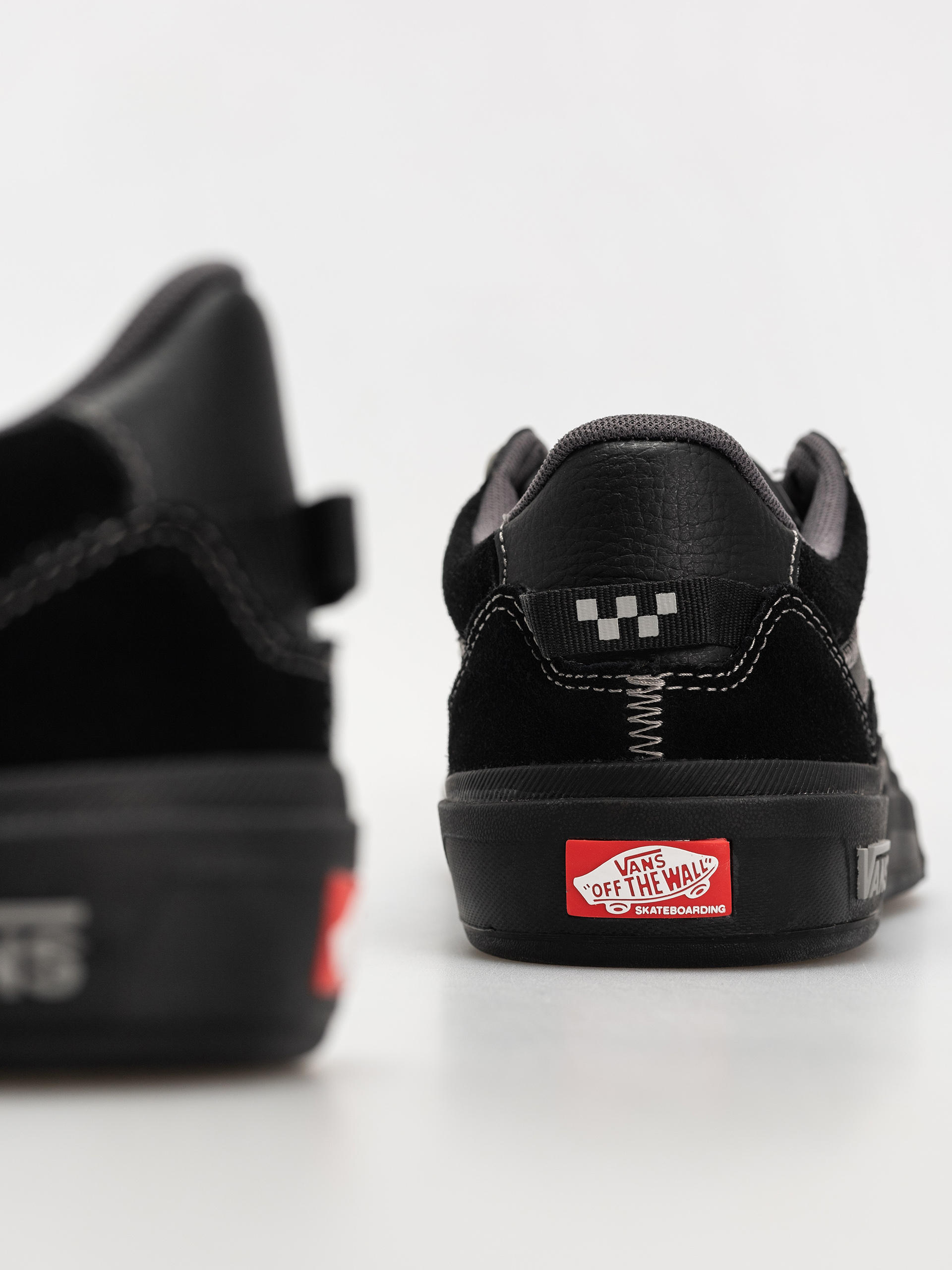 Buty Vans Skate 2 Wayvee (black/black/grey)