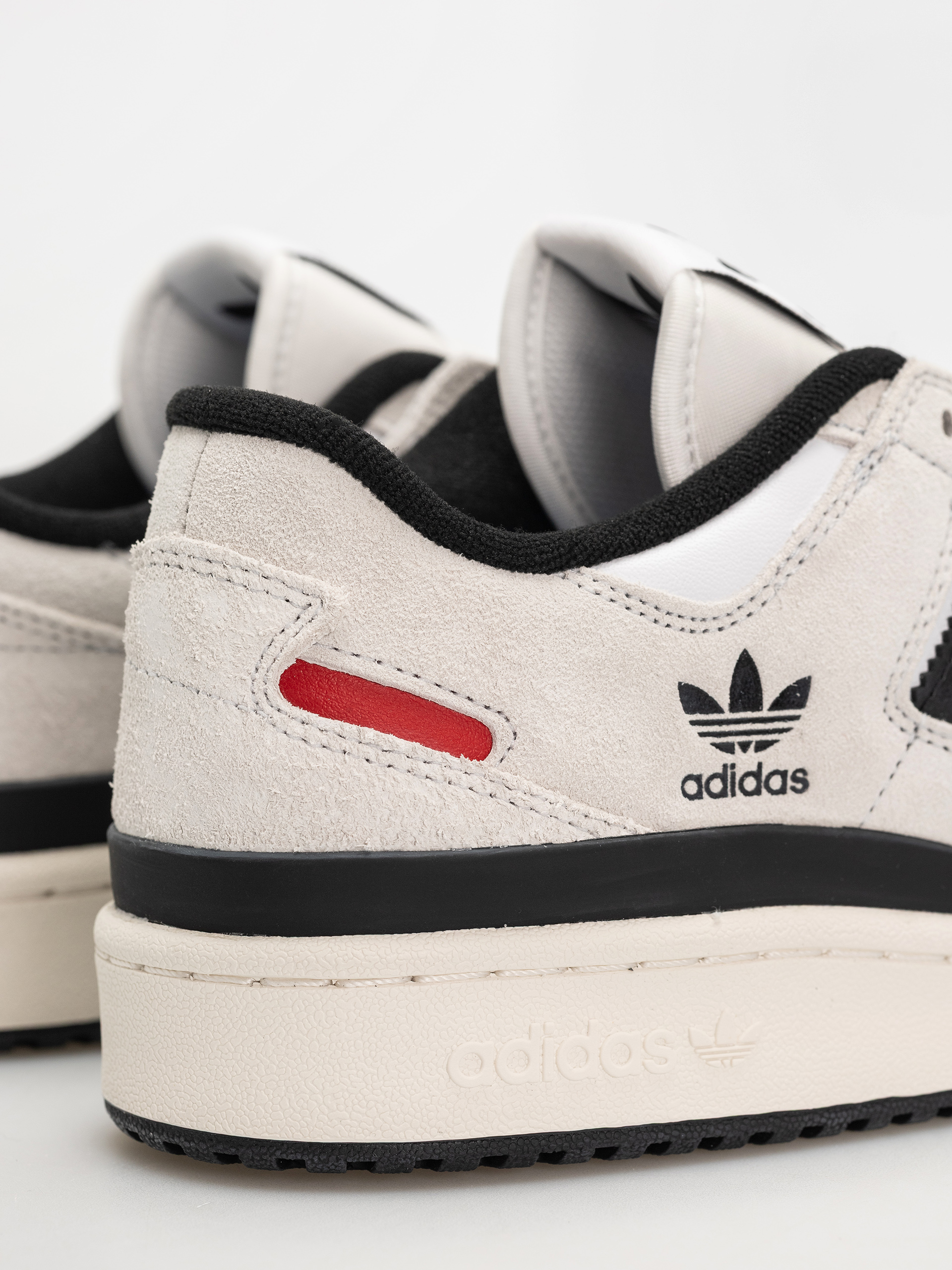 Buty adidas Forum 84 Low Adv (crywht/cblack/betsca)