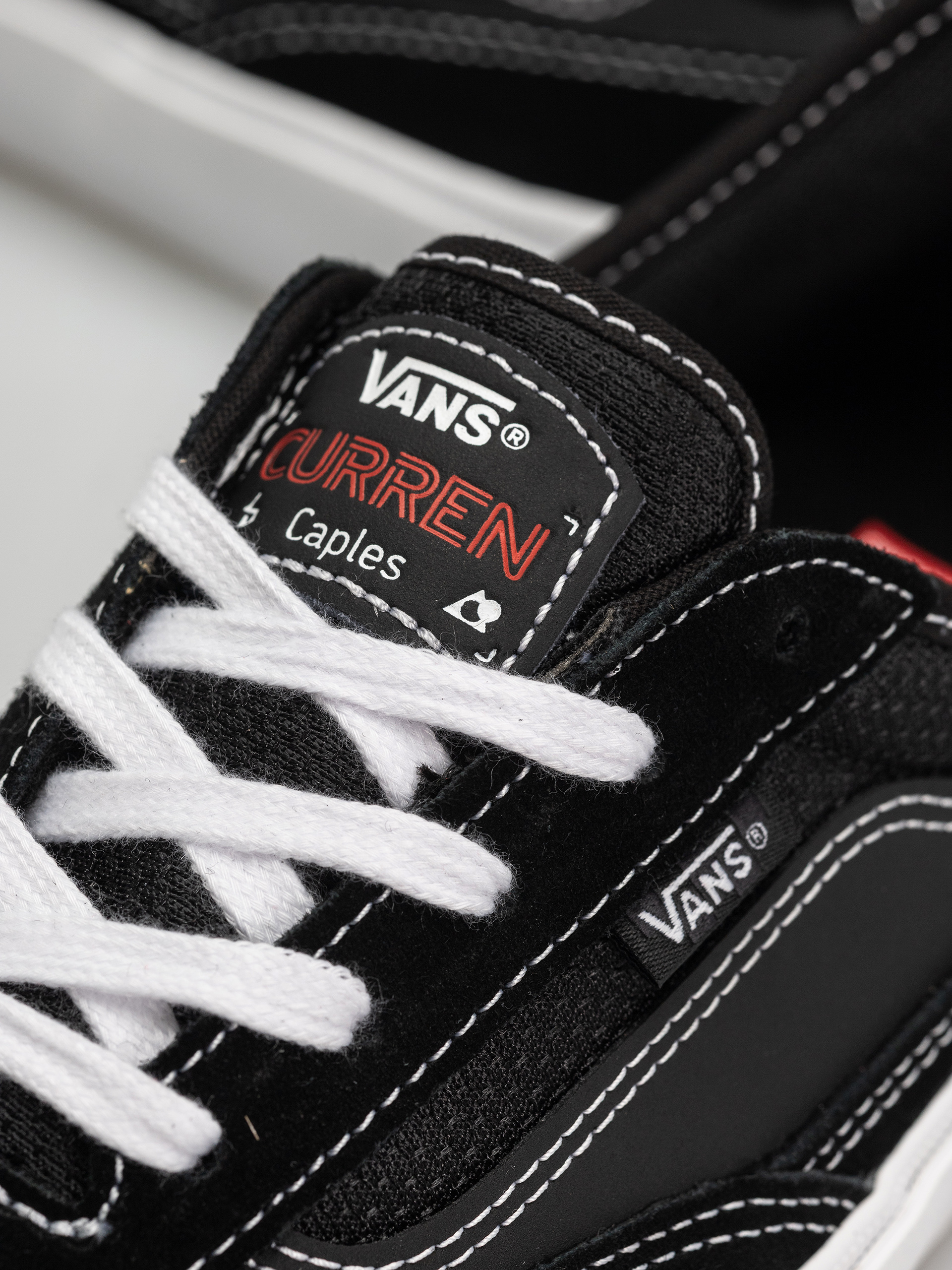 Buty Vans Skate Curren Caples (gum black/white)