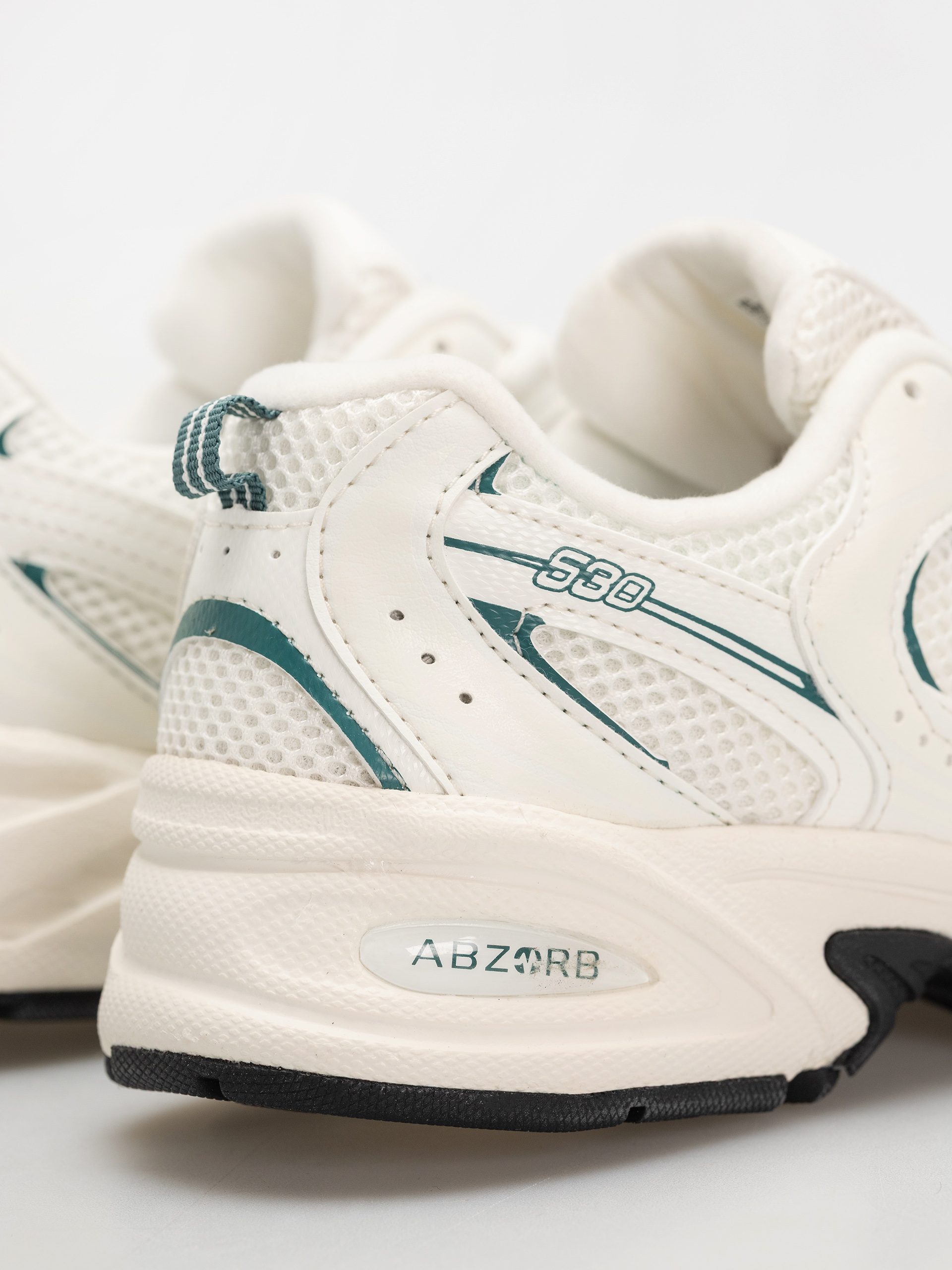 Buty New Balance 530 JR (sea salt)