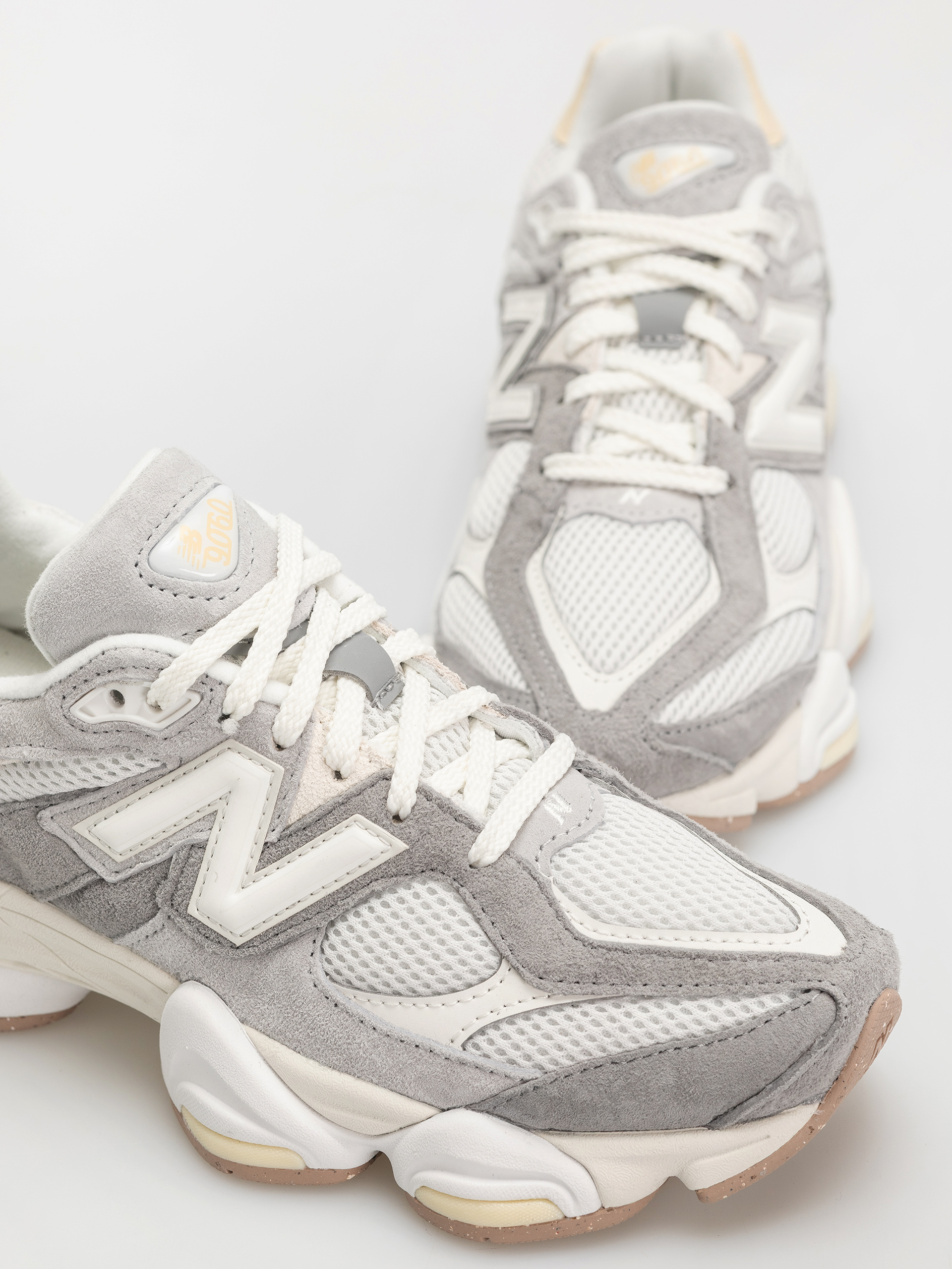Buty New Balance 9060 - beżowy (slate grey)